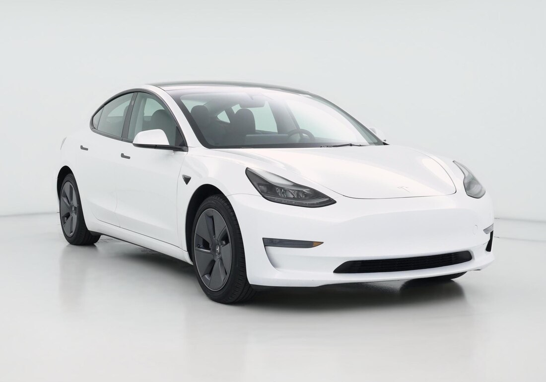 2023 Tesla Model 3 Rear-Wheel Drive in White — CarMax photo