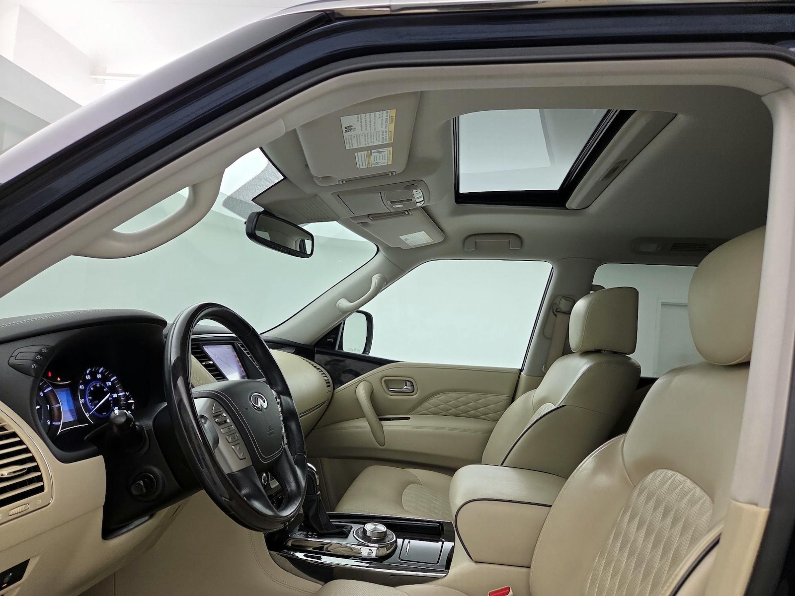 Sunroof(s) & Overhead Airbags