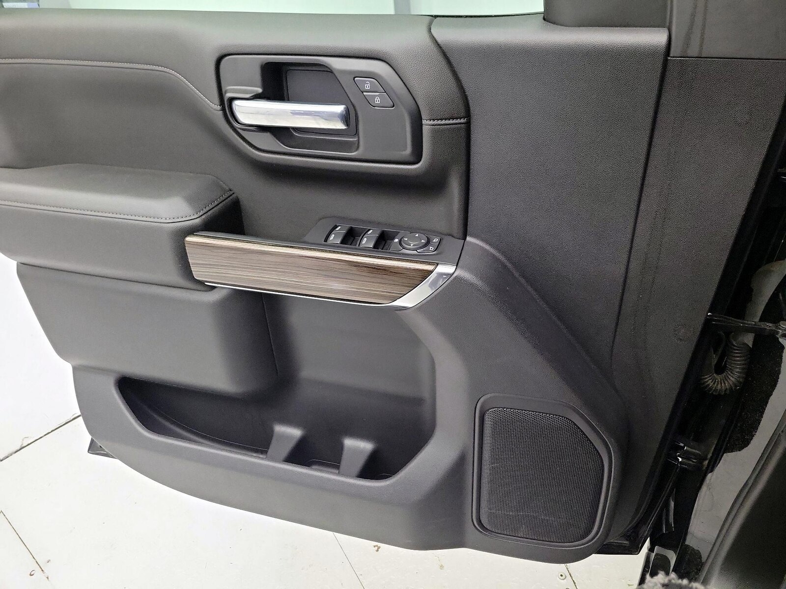 2021 Chevrolet Silverado 1500 LT - Photo 13