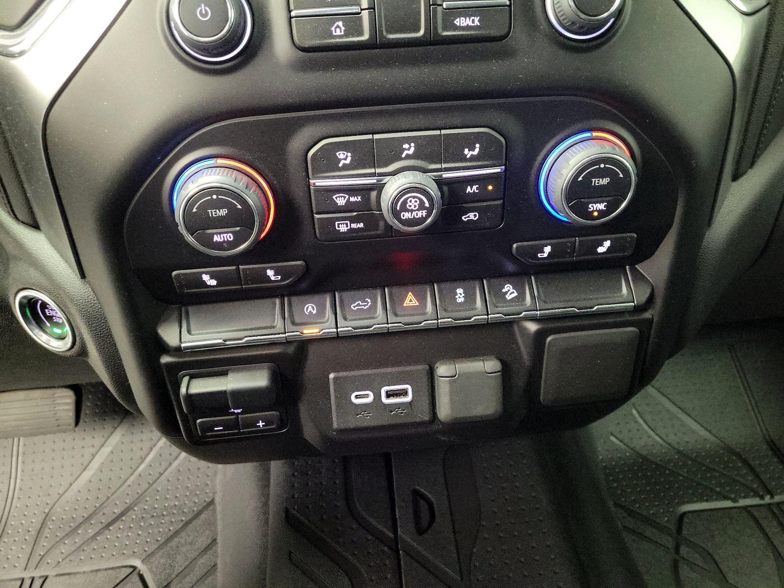 2021 Chevrolet Silverado 1500 LT - Photo 17