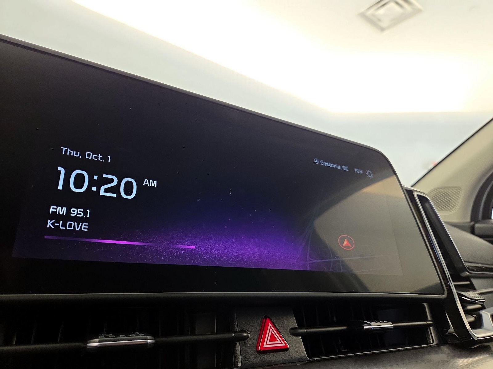 2025 Kia Sportage EX - Photo 14
