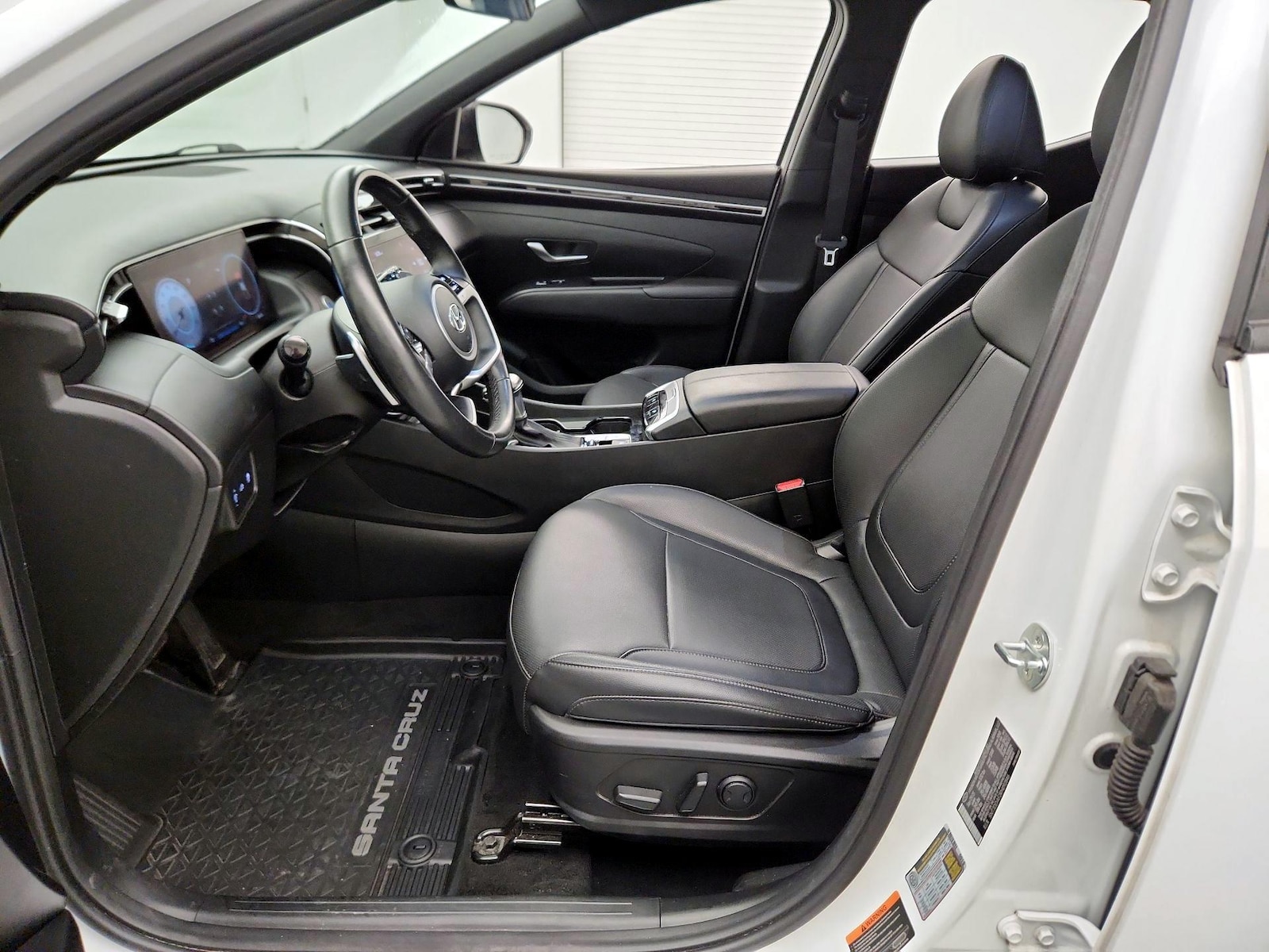 Power Seat(s) & Side Airbags