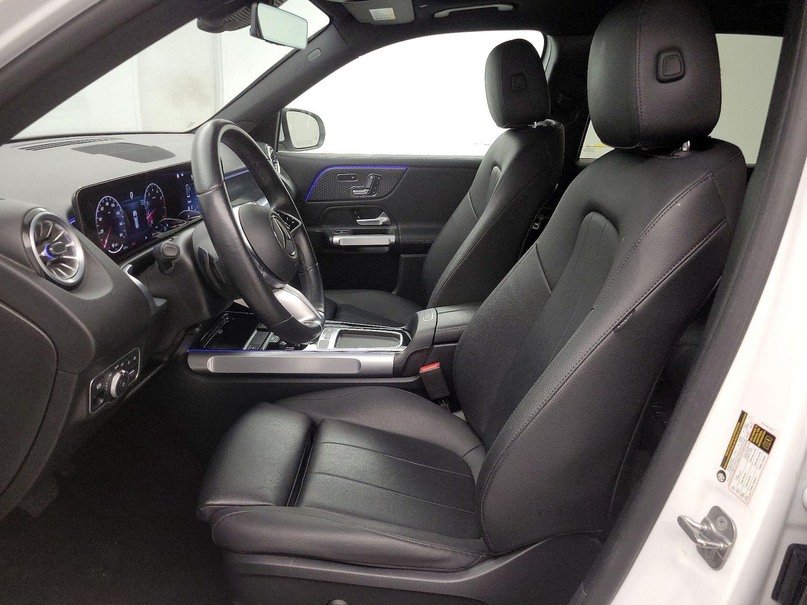 2025 Mercedes-Benz GLB Base - Photo 12