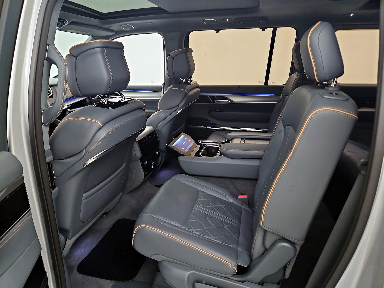 Rear Air Conditioning