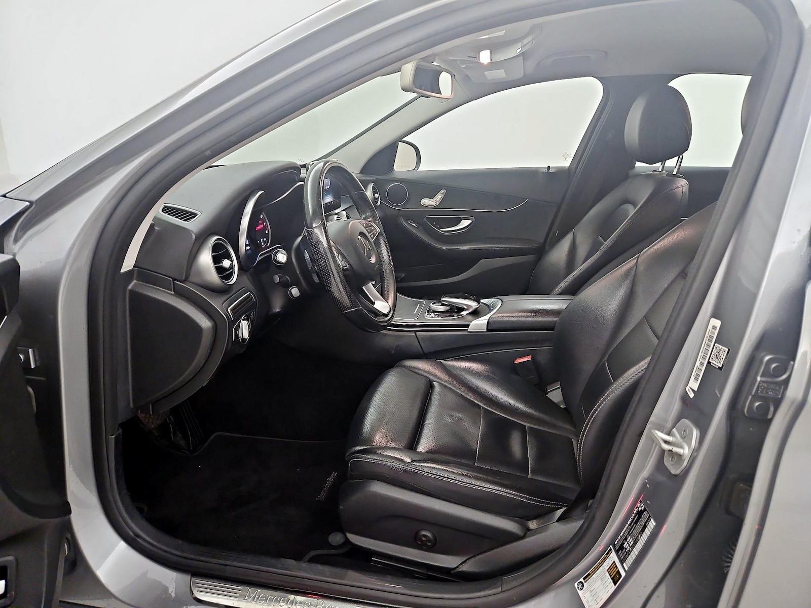 Power Seat(s) & Side Airbags