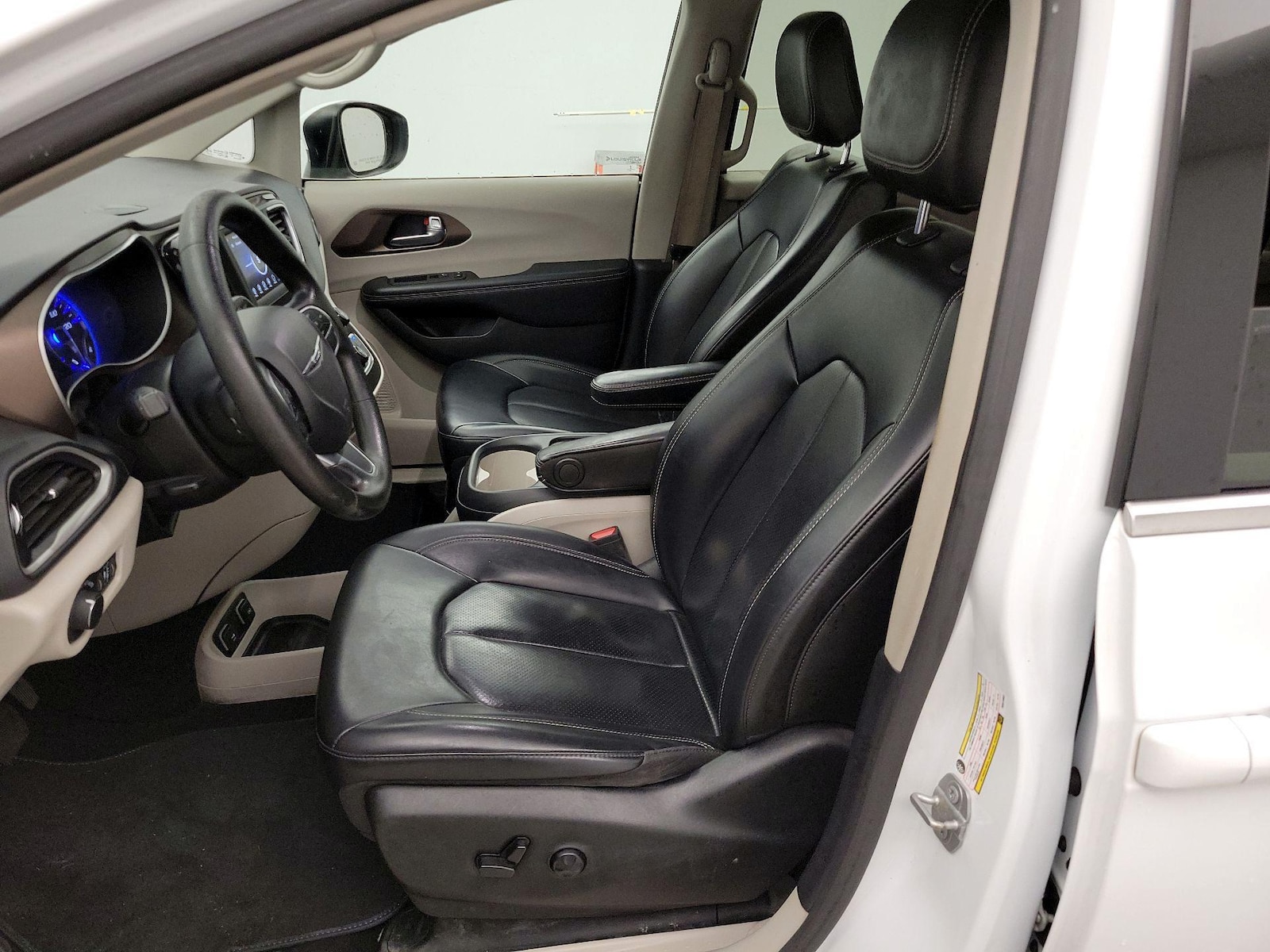 Power Seat(s) & Side Airbags