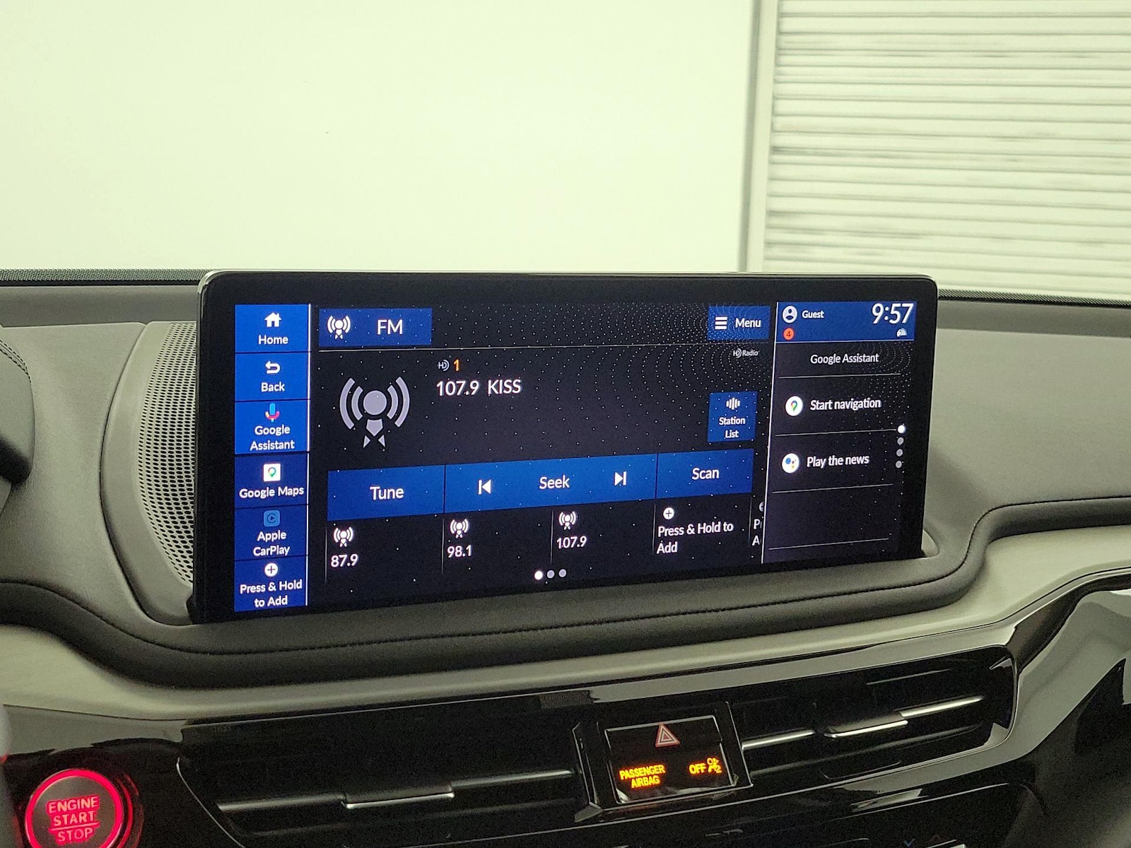 2025 Acura MDX Technology Package - Photo 17