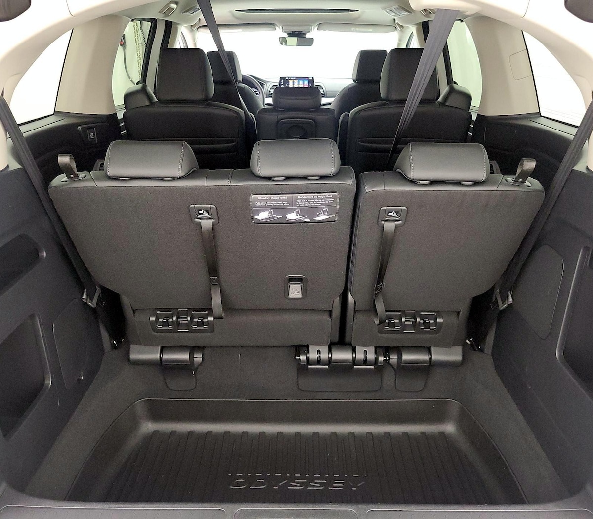 Trunk/Cargo (Seats Up)