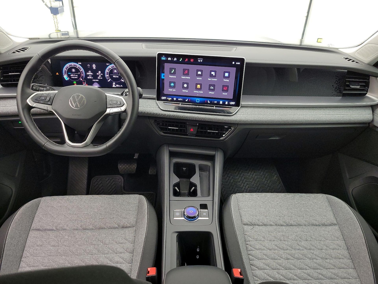 Apple CarPlay® & Android Auto™