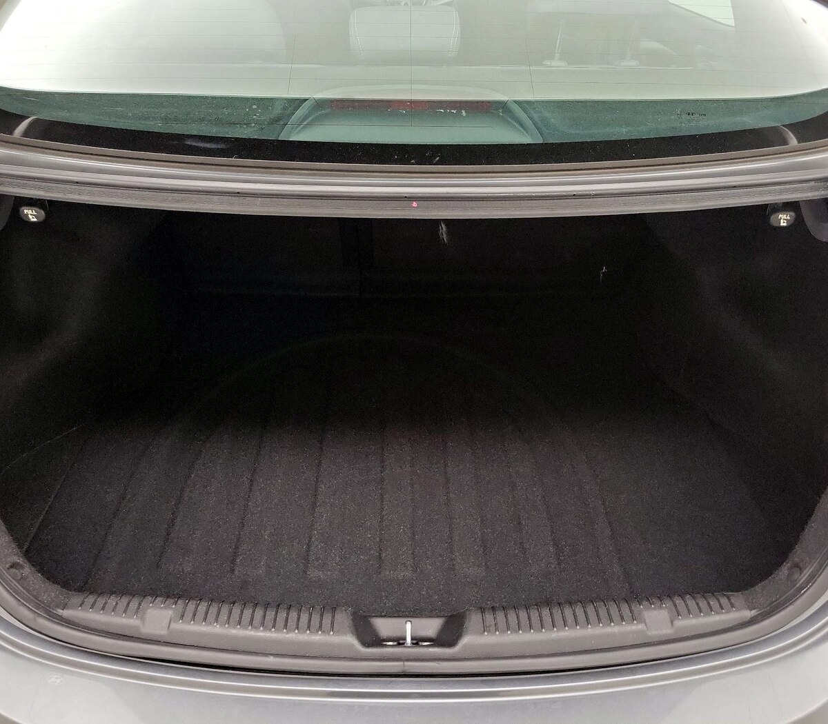 Trunk/Cargo (Seats Up)