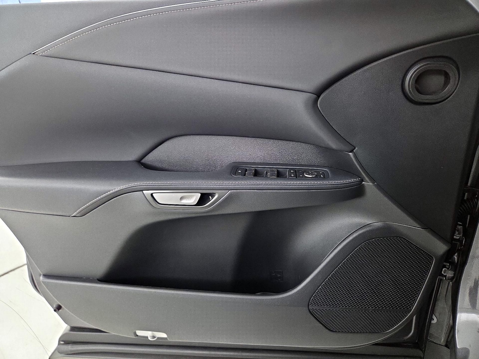 2025 Lexus RX 350 - Photo 13