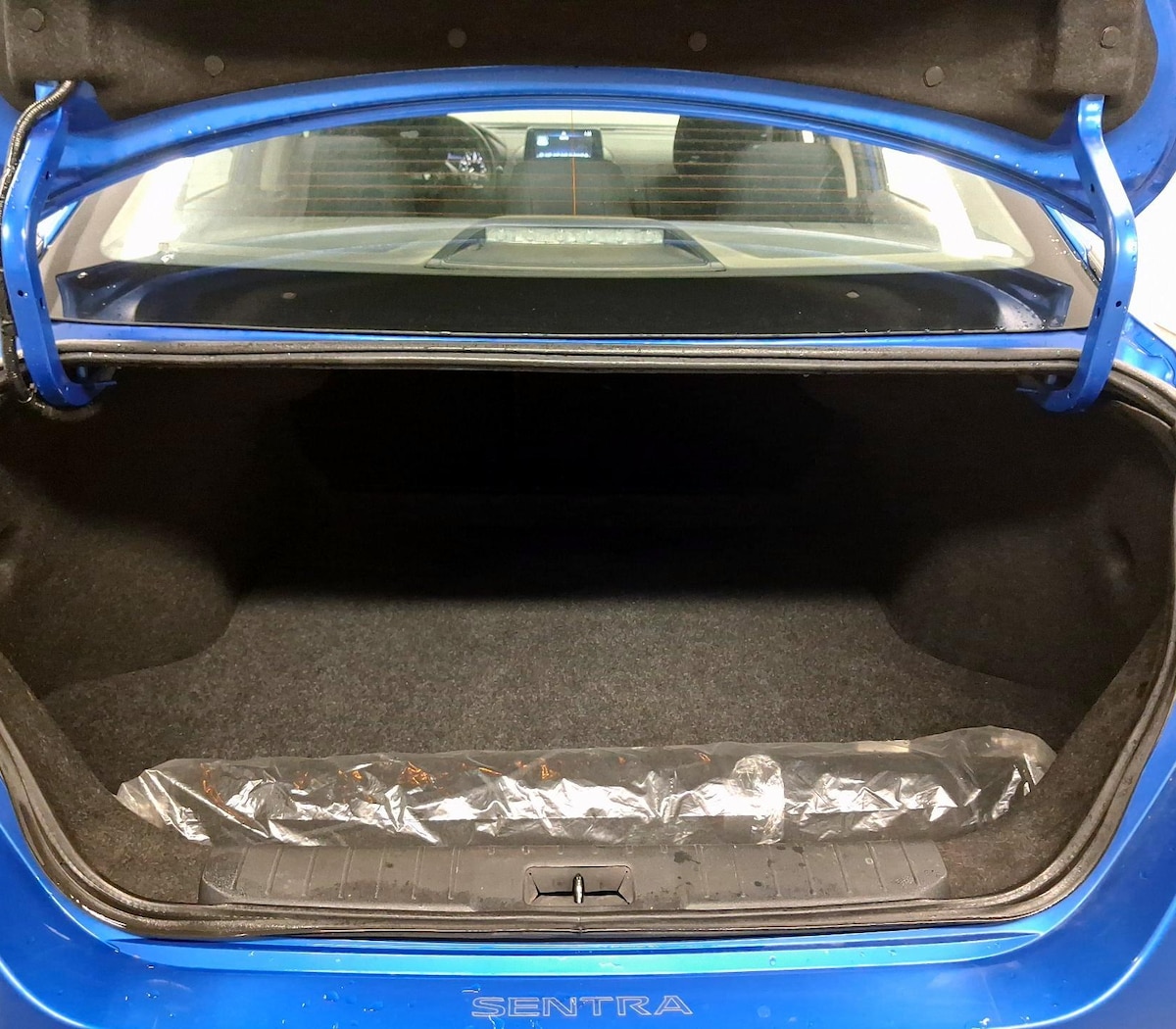Trunk/Cargo (Seats Up)