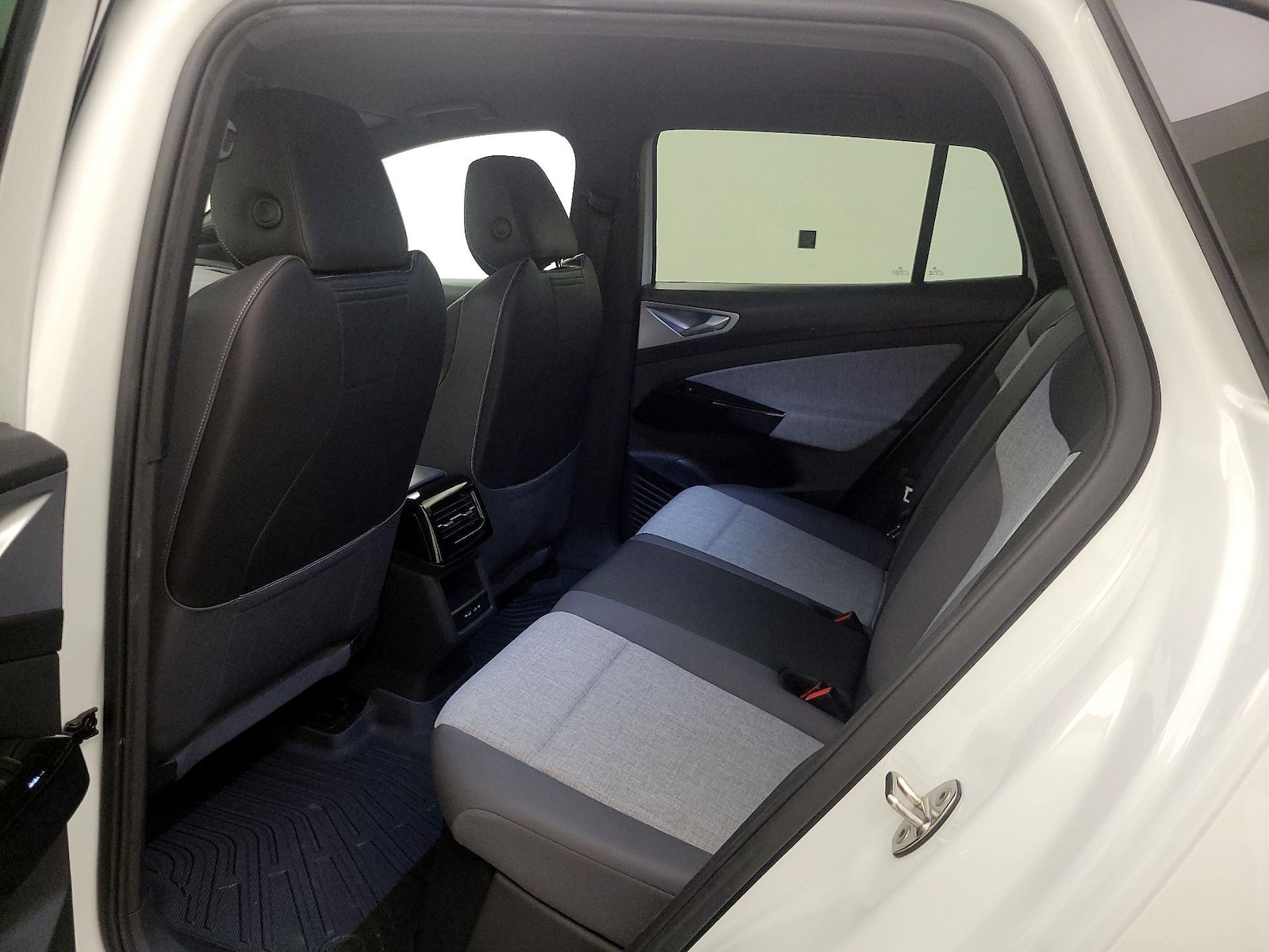 2023 Volkswagen ID.4 PRO - Photo 21