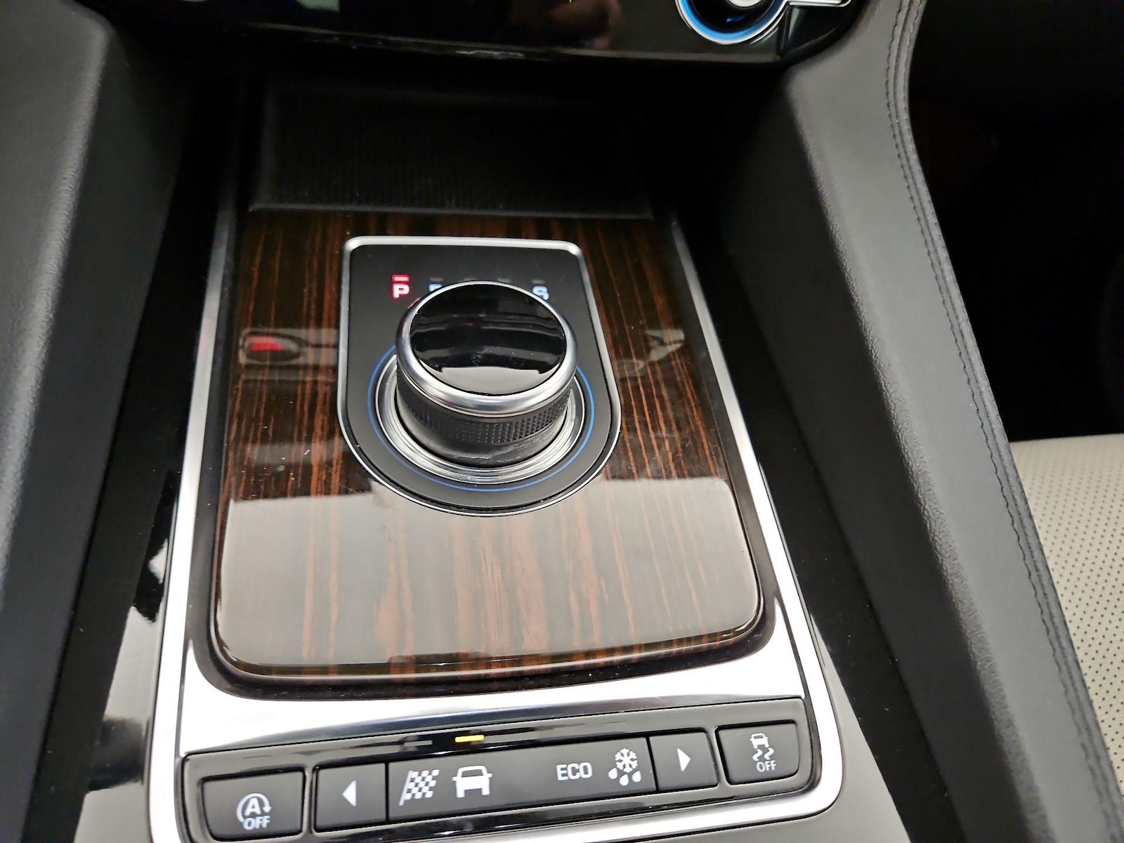 2020 Jaguar F-Pace Prestige - Photo 18