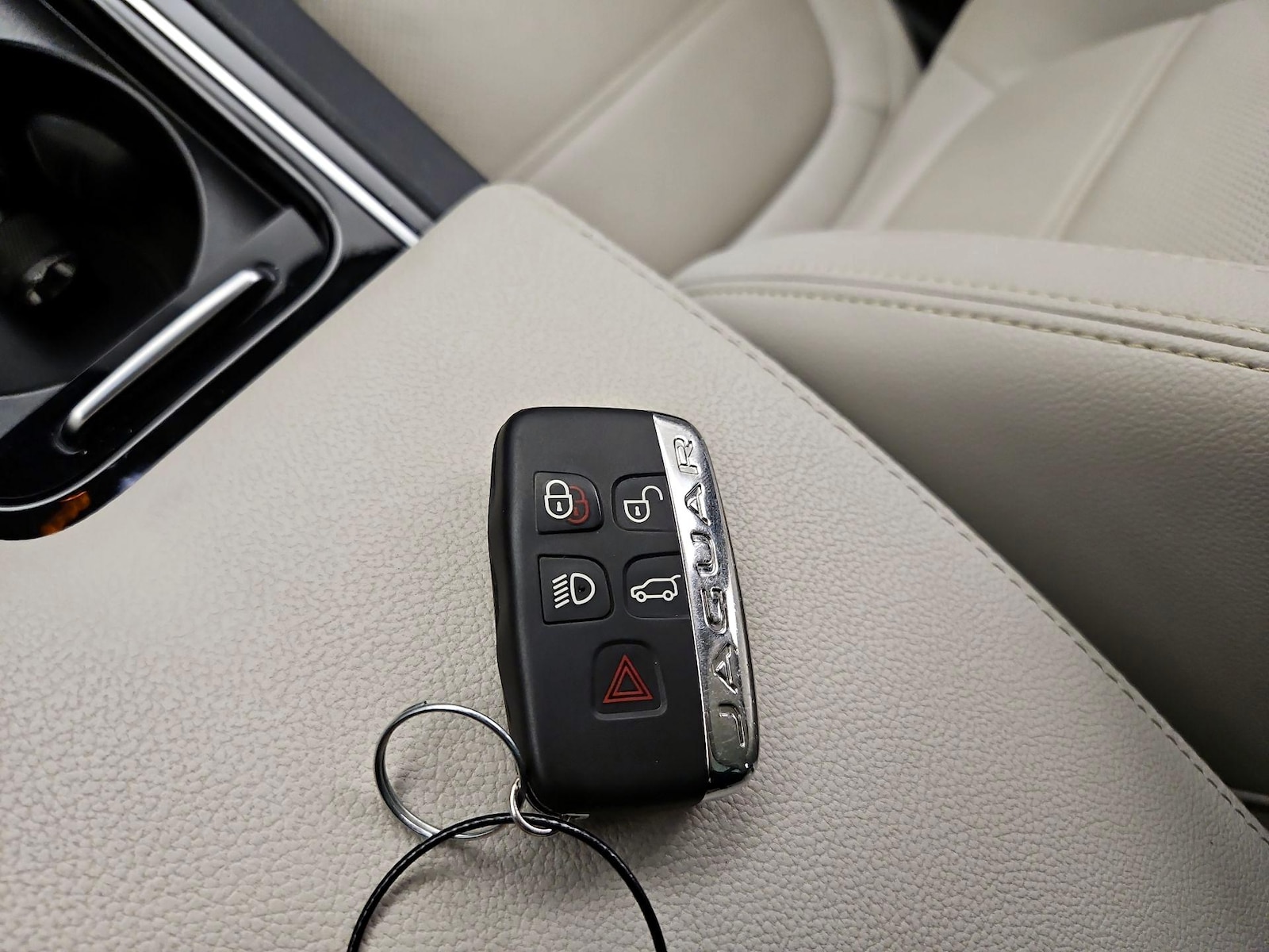 2020 Jaguar F-Pace Prestige - Photo 23