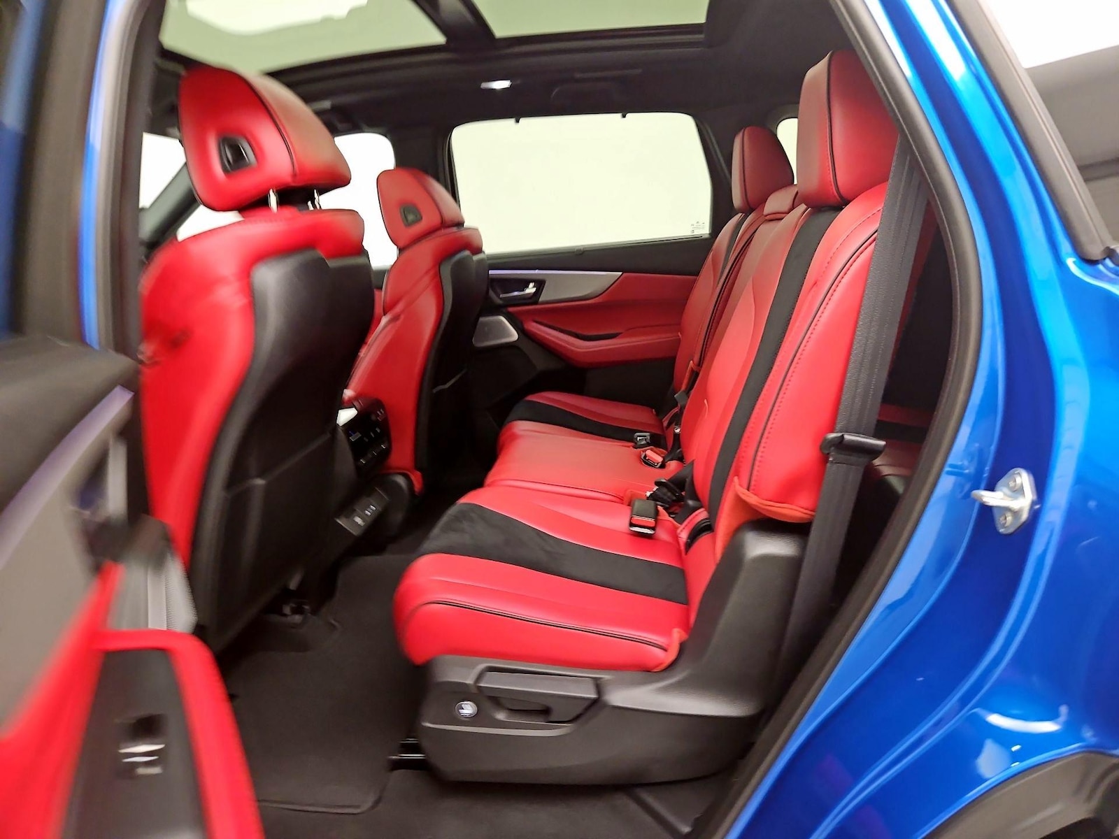 2026 Acura MDX A-Spec Package - Photo 22