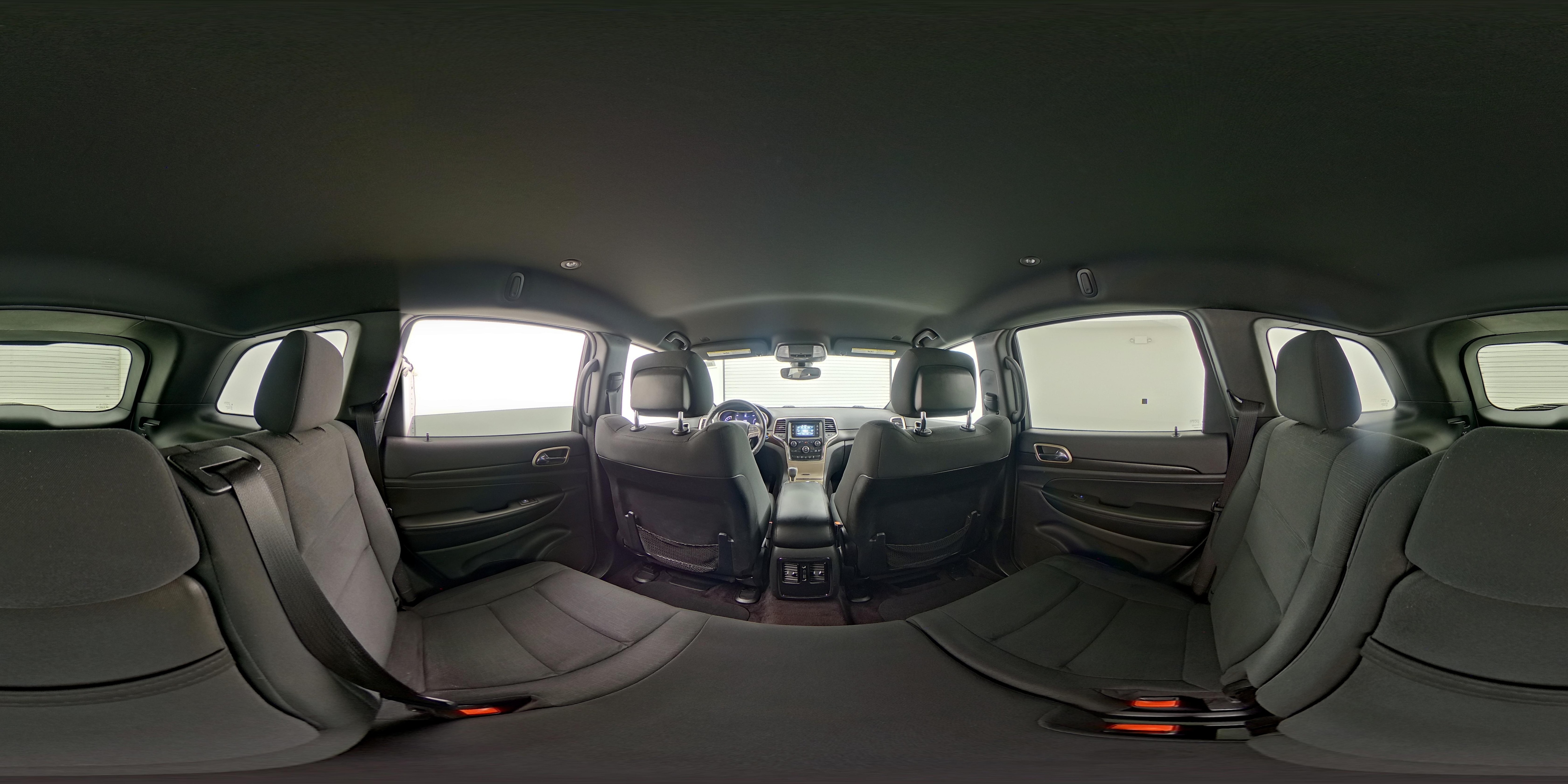 2017 Jeep Grand Cherokee Laredo - Photo 25