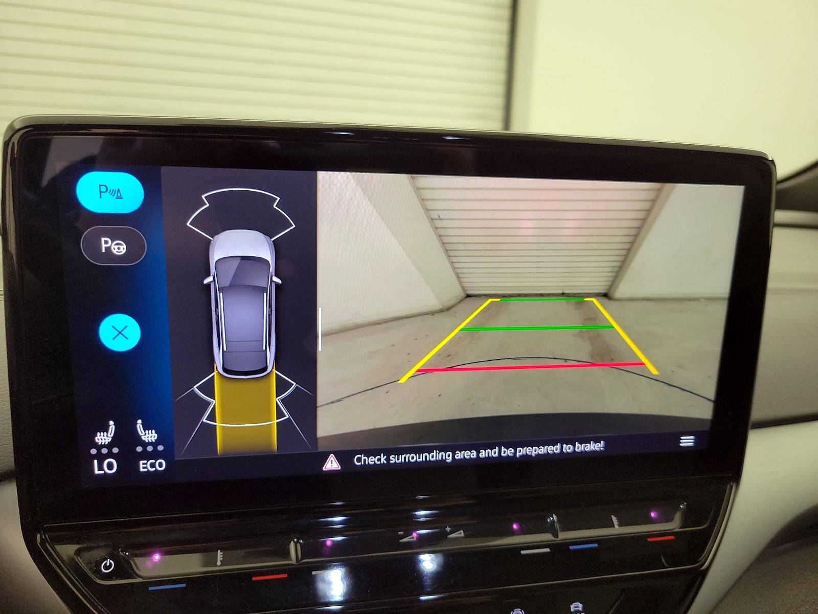 2023 Volkswagen ID.4 STANDARD - Photo 16