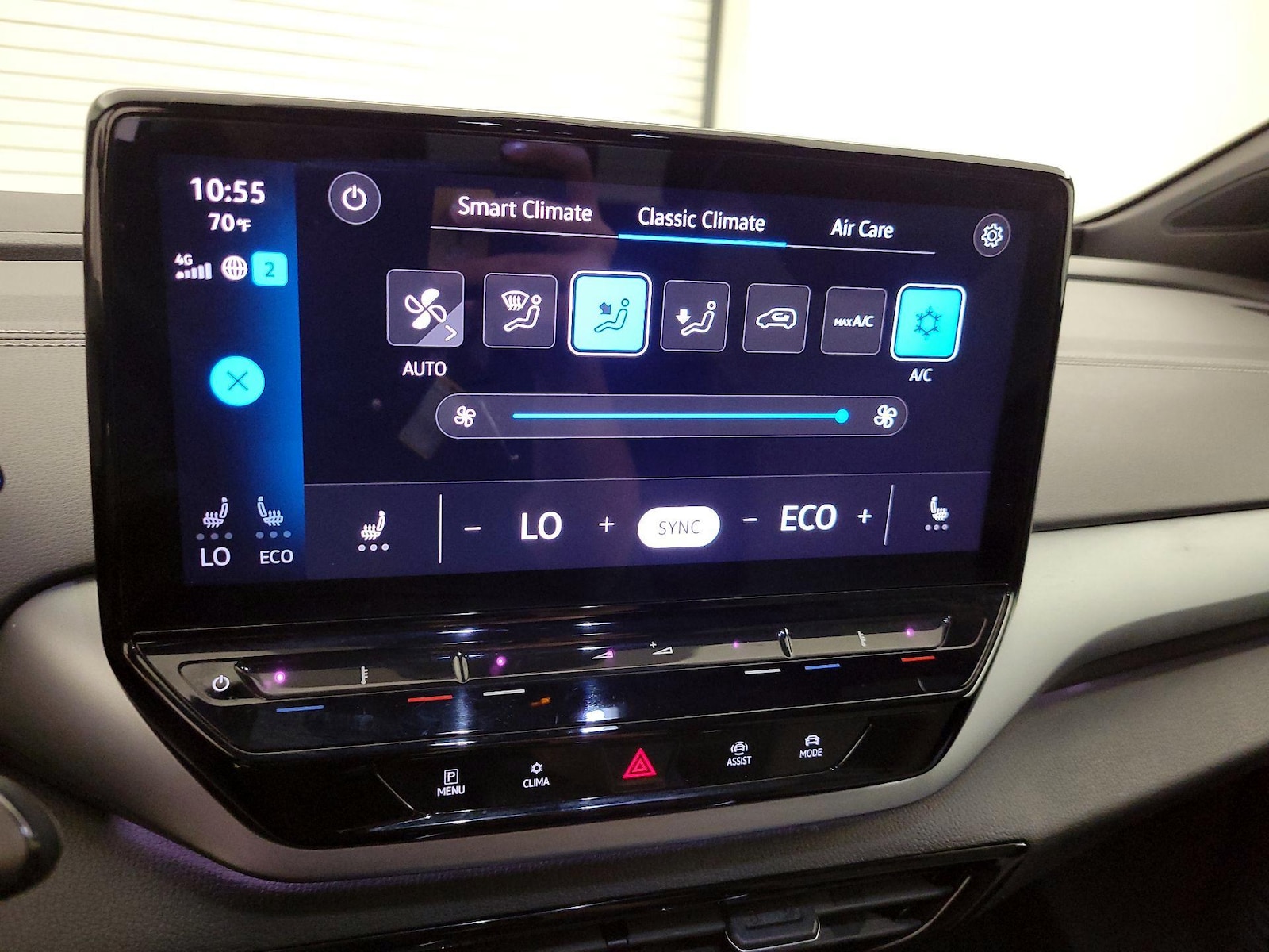 2023 Volkswagen ID.4 STANDARD - Photo 18