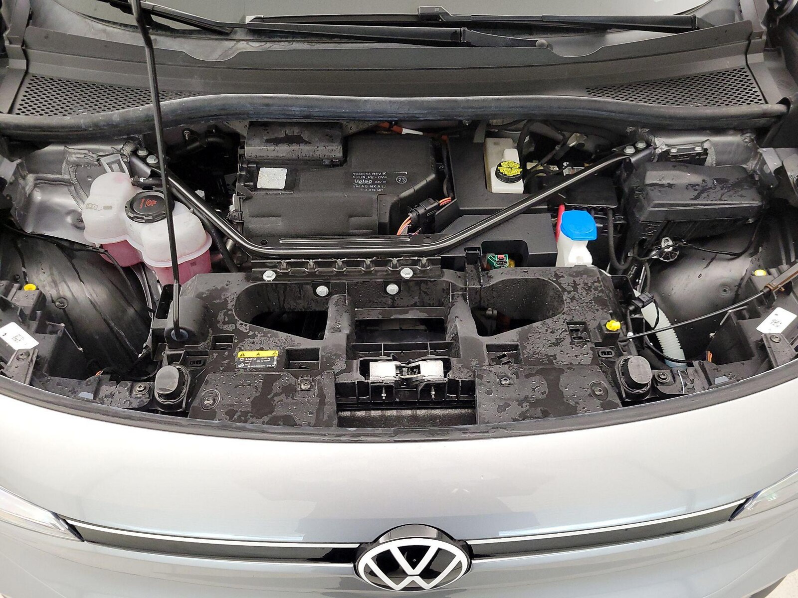 2023 Volkswagen ID.4 STANDARD - Photo 23
