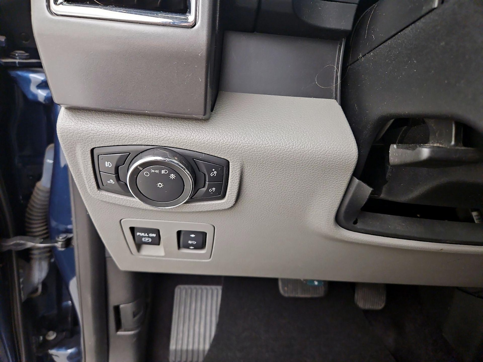 2017 Ford F-150 XLT - Photo 14
