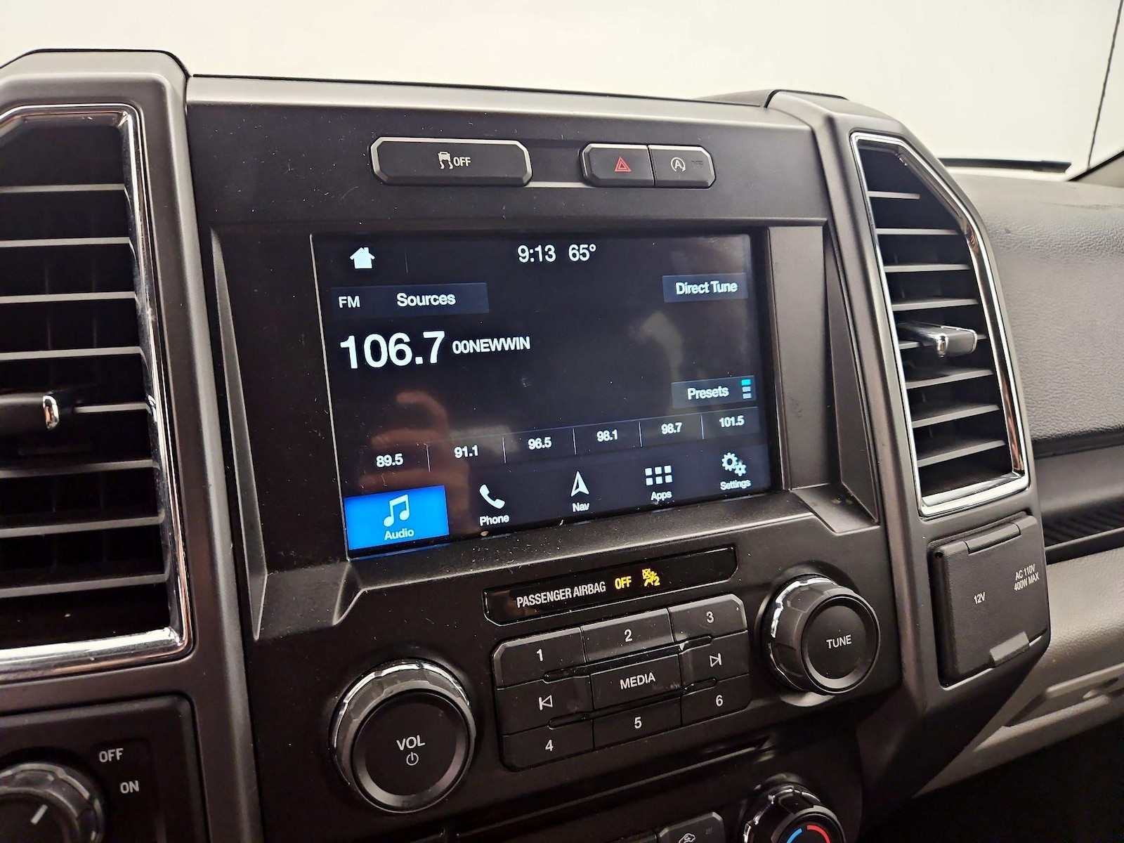 2017 Ford F-150 XLT - Photo 17