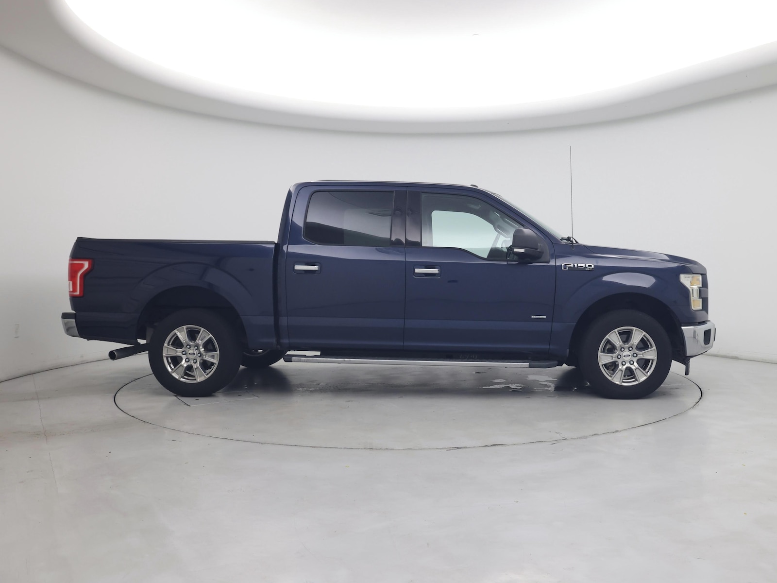 2017 Ford F-150 XLT - Photo 8