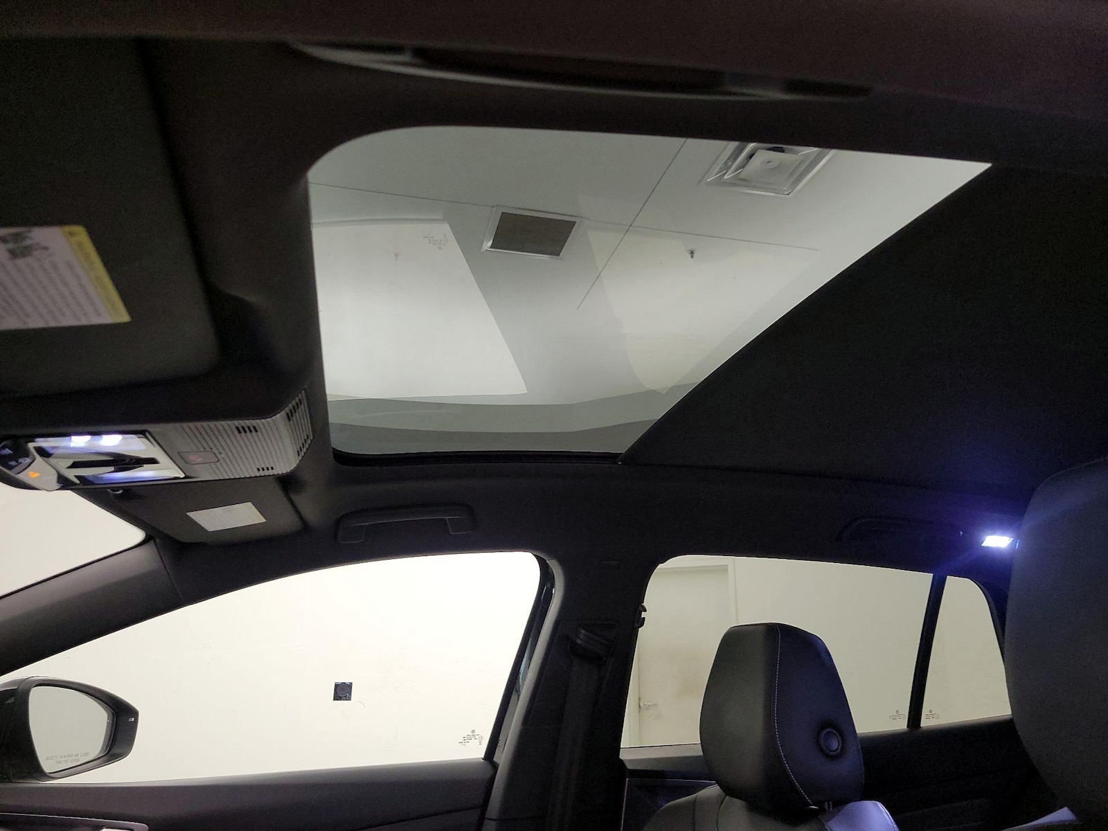 Skylight(s) & Overhead Airbags