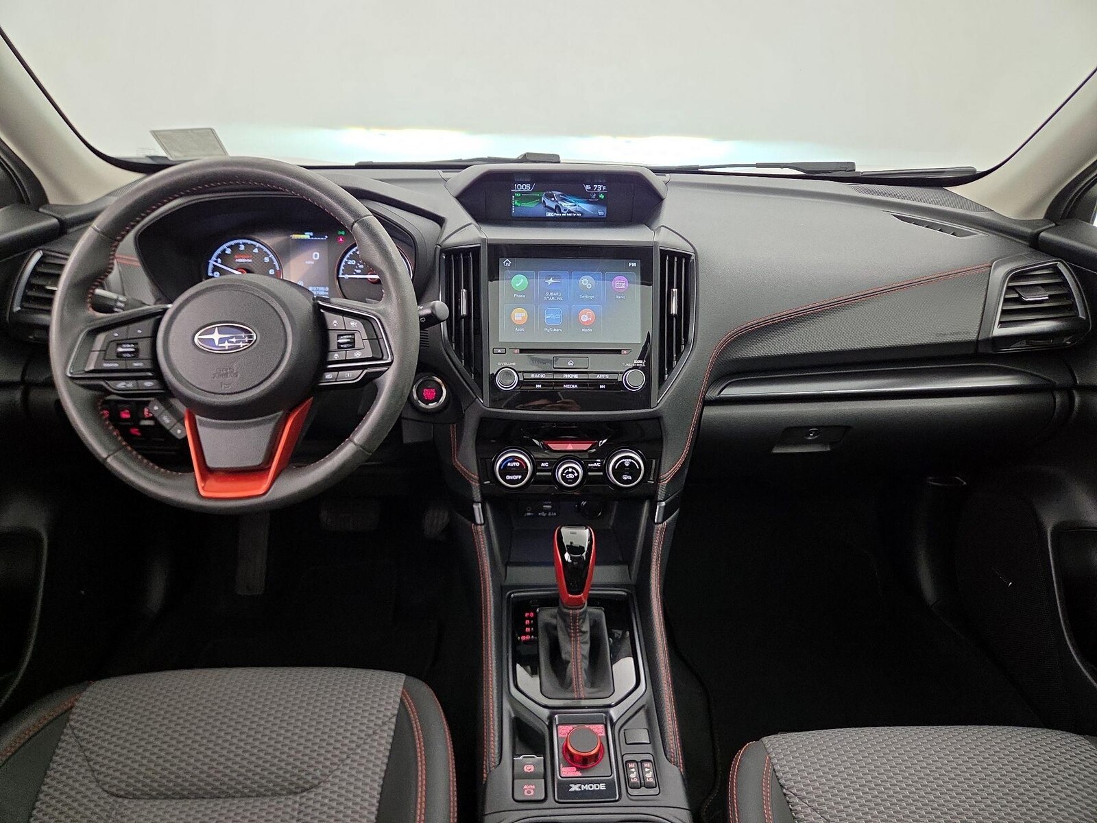Apple CarPlay® & Android Auto™