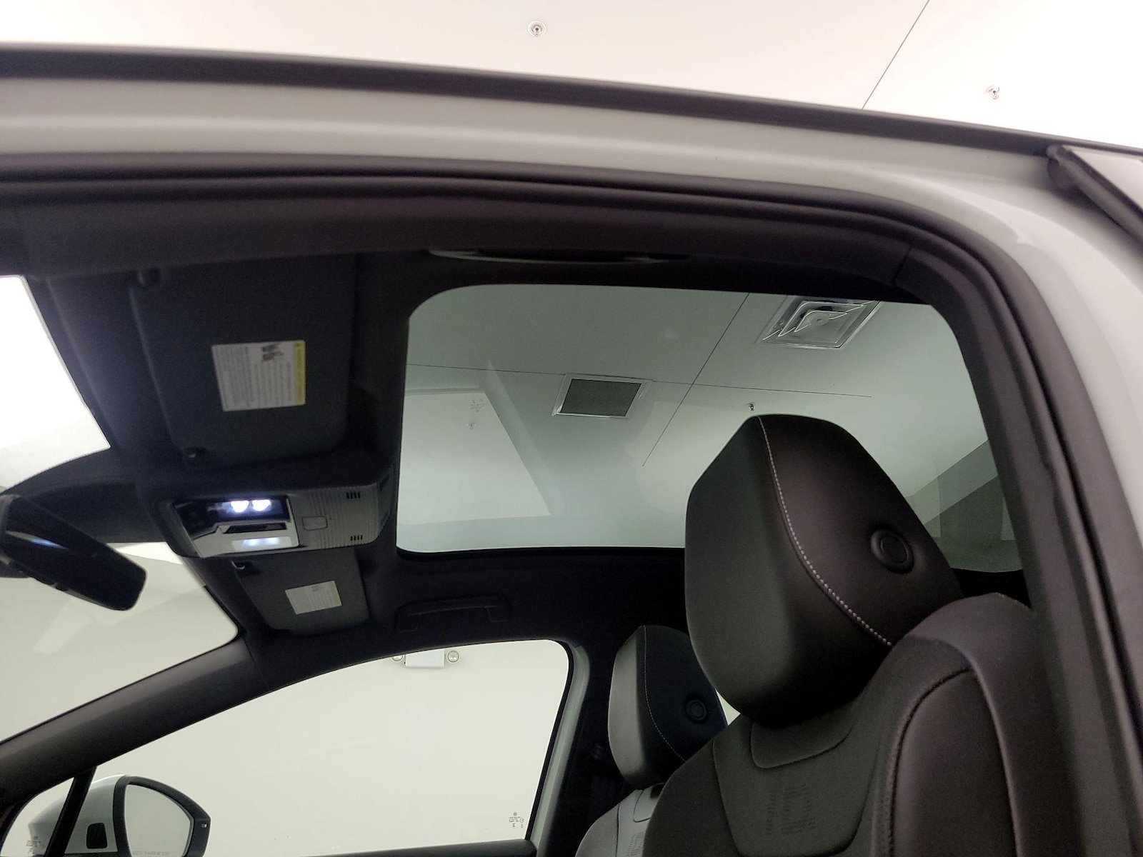 Skylight(s) & Overhead Airbags