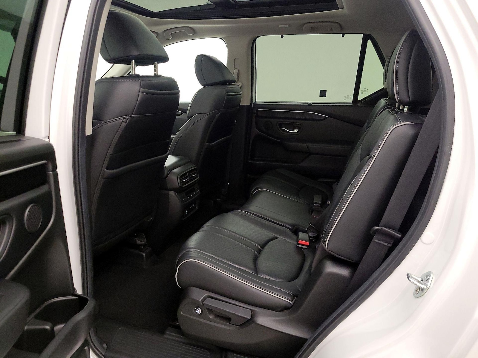Rear Air Conditioning