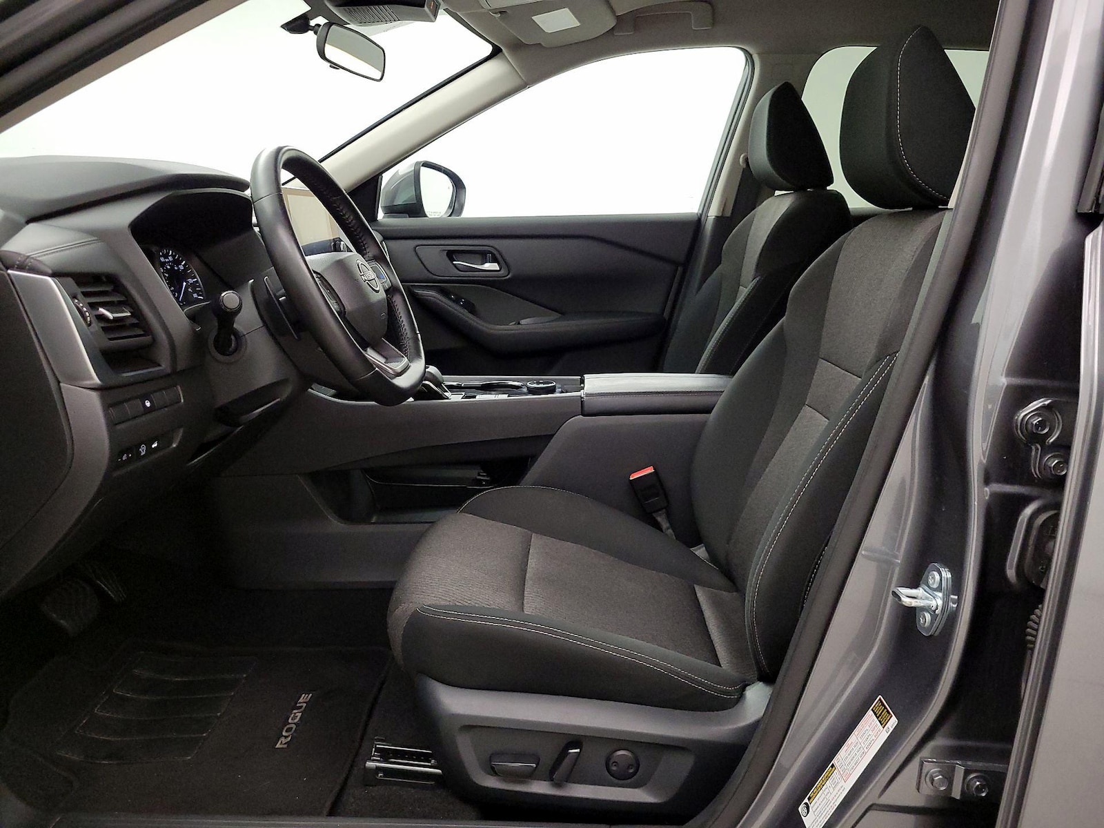 Power Seat(s) & Side Airbags