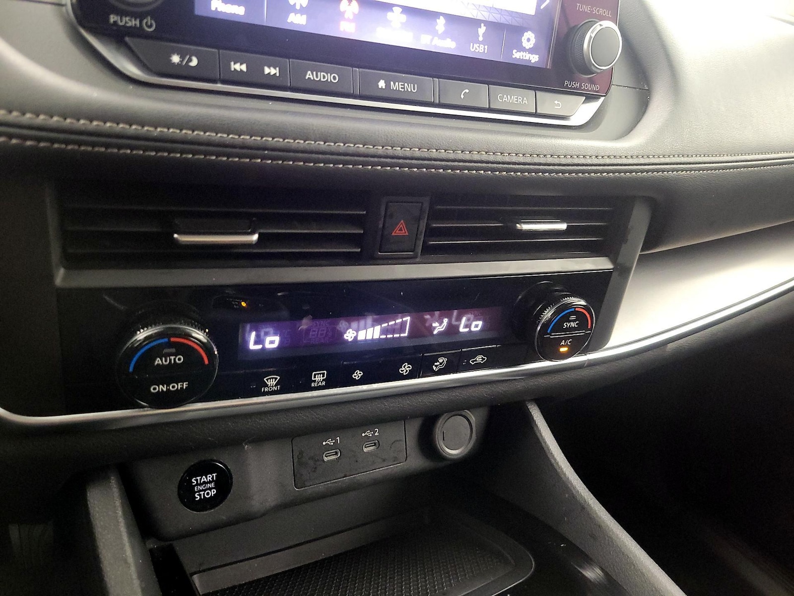 2025 Nissan Rogue SV - Photo 17