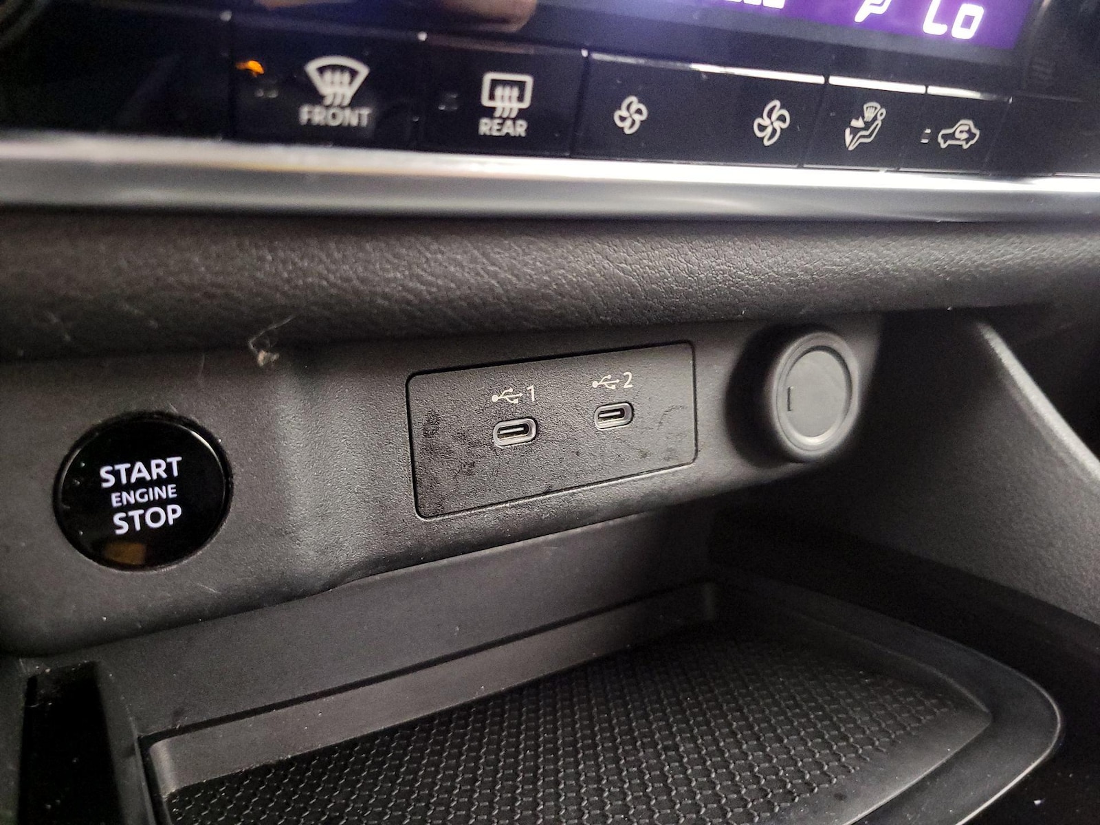 2025 Nissan Rogue SV - Photo 19
