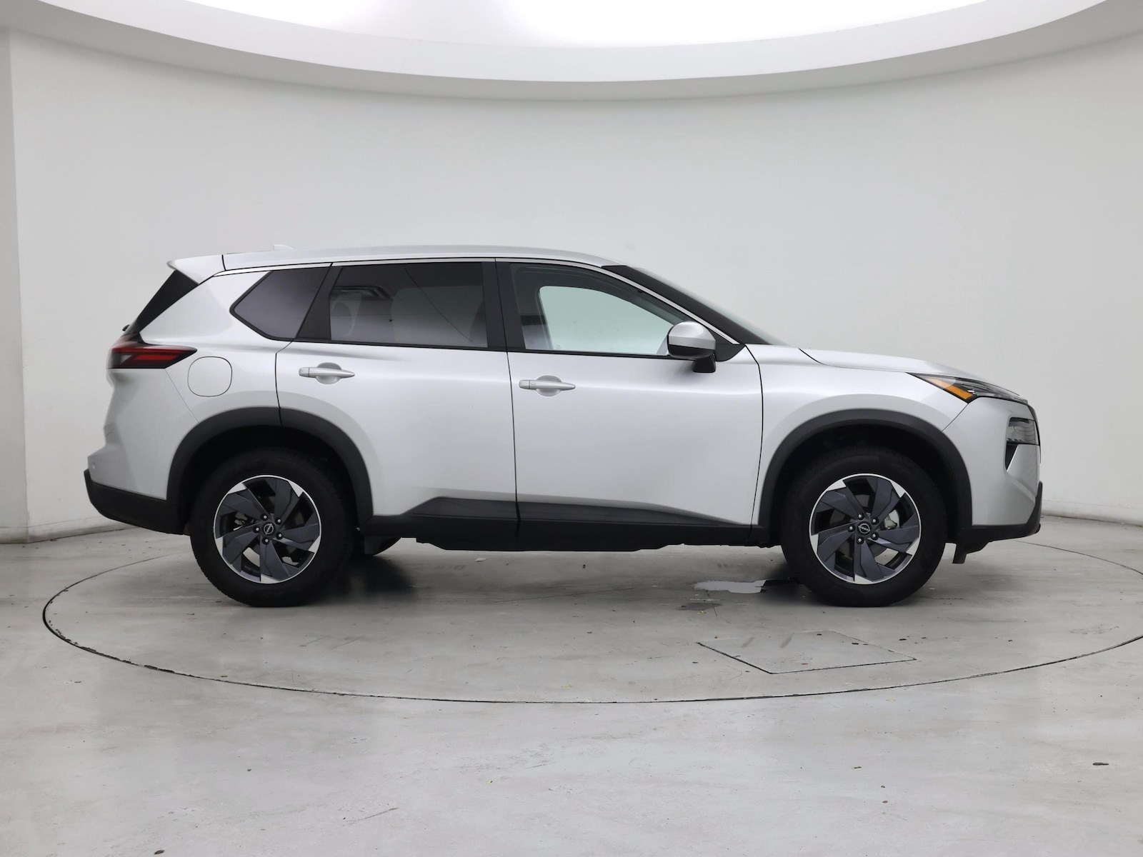 2025 Nissan Rogue SV - Photo 8