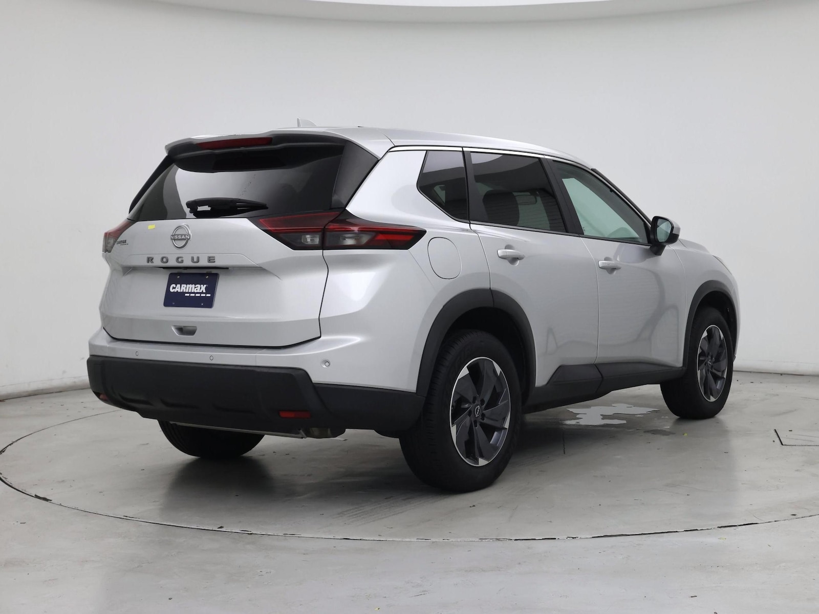 2025 Nissan Rogue SV - Photo 9
