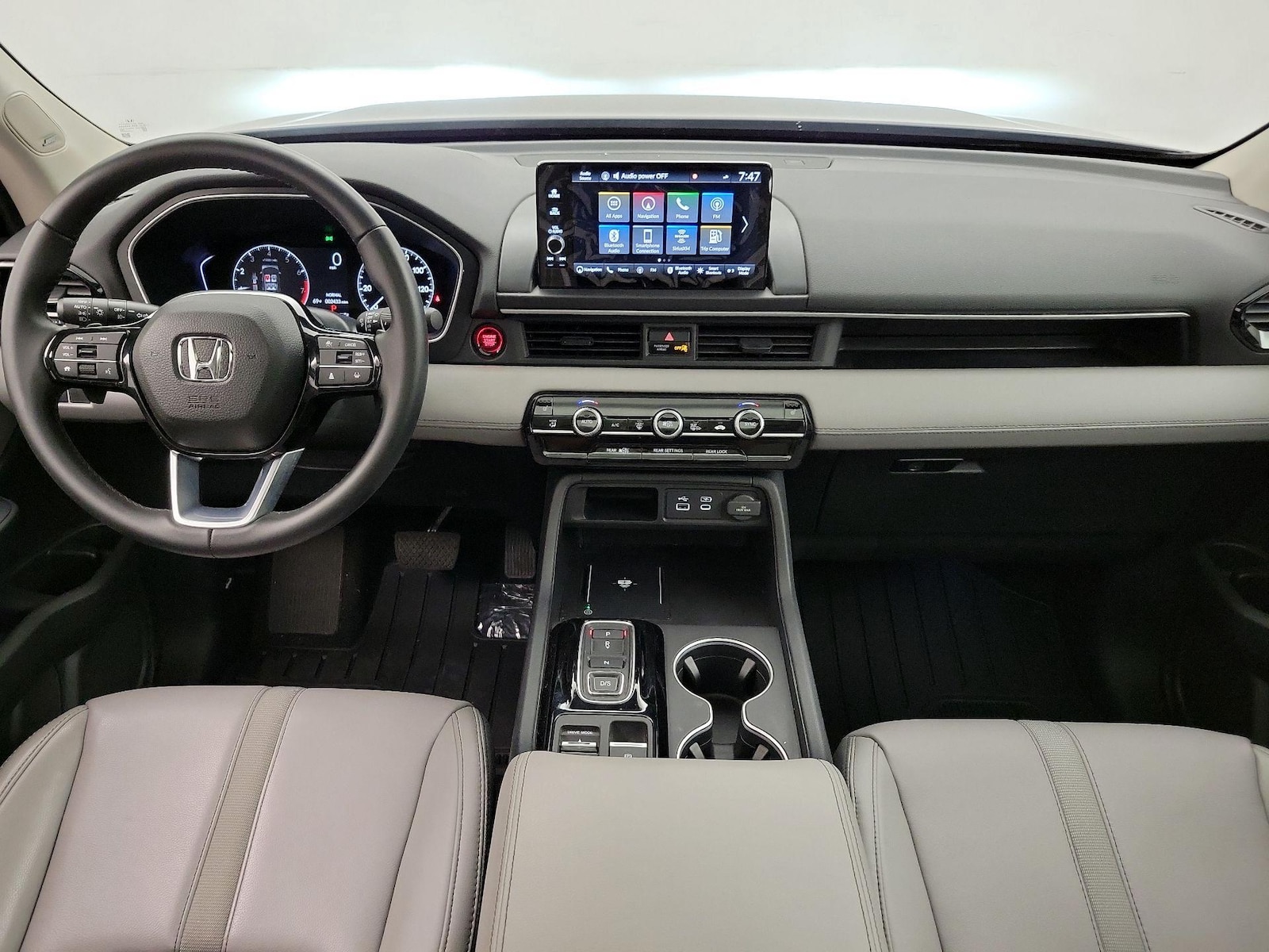 Apple CarPlay® & Android Auto™