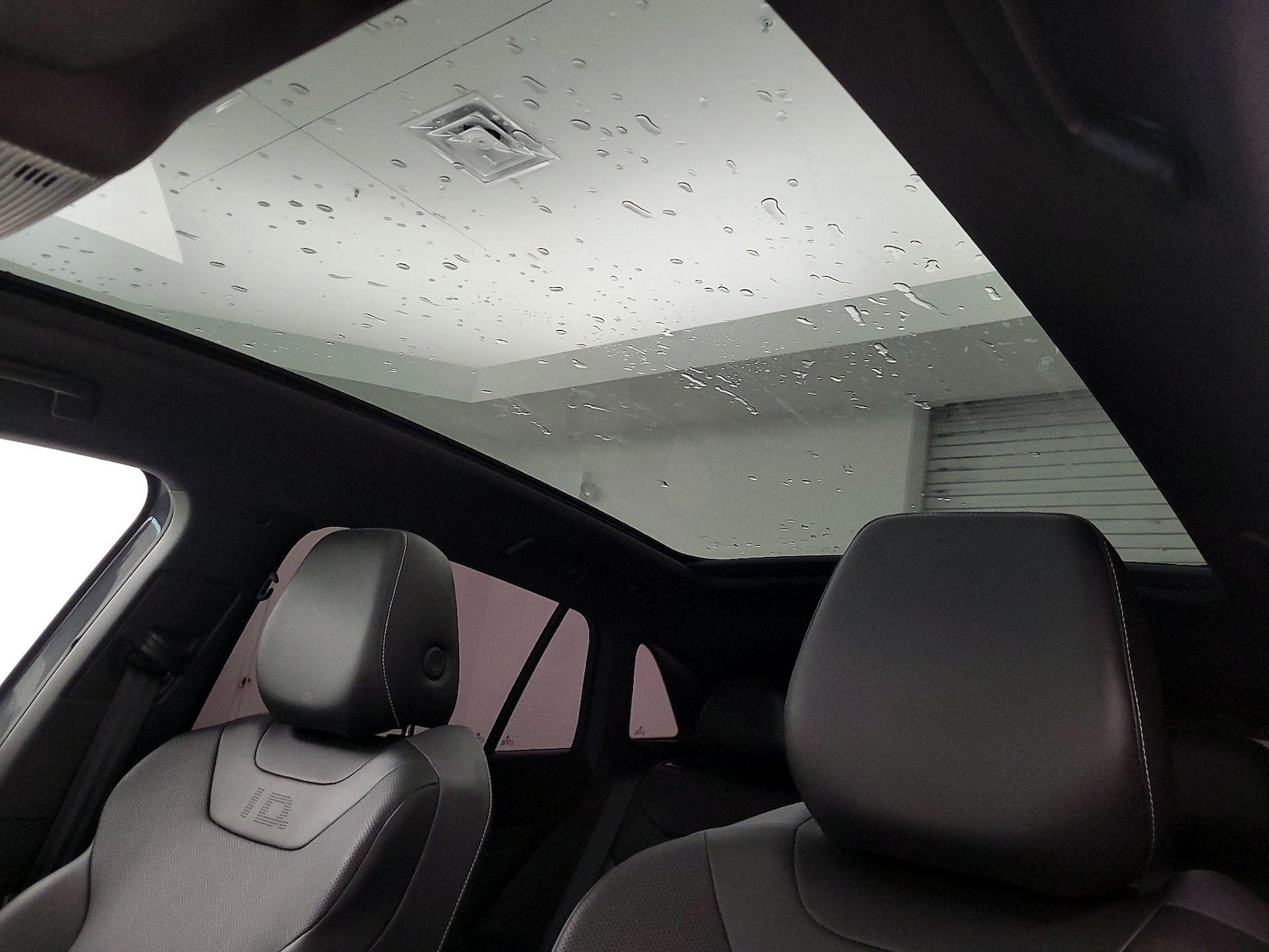 Skylight(s) & Overhead Airbags