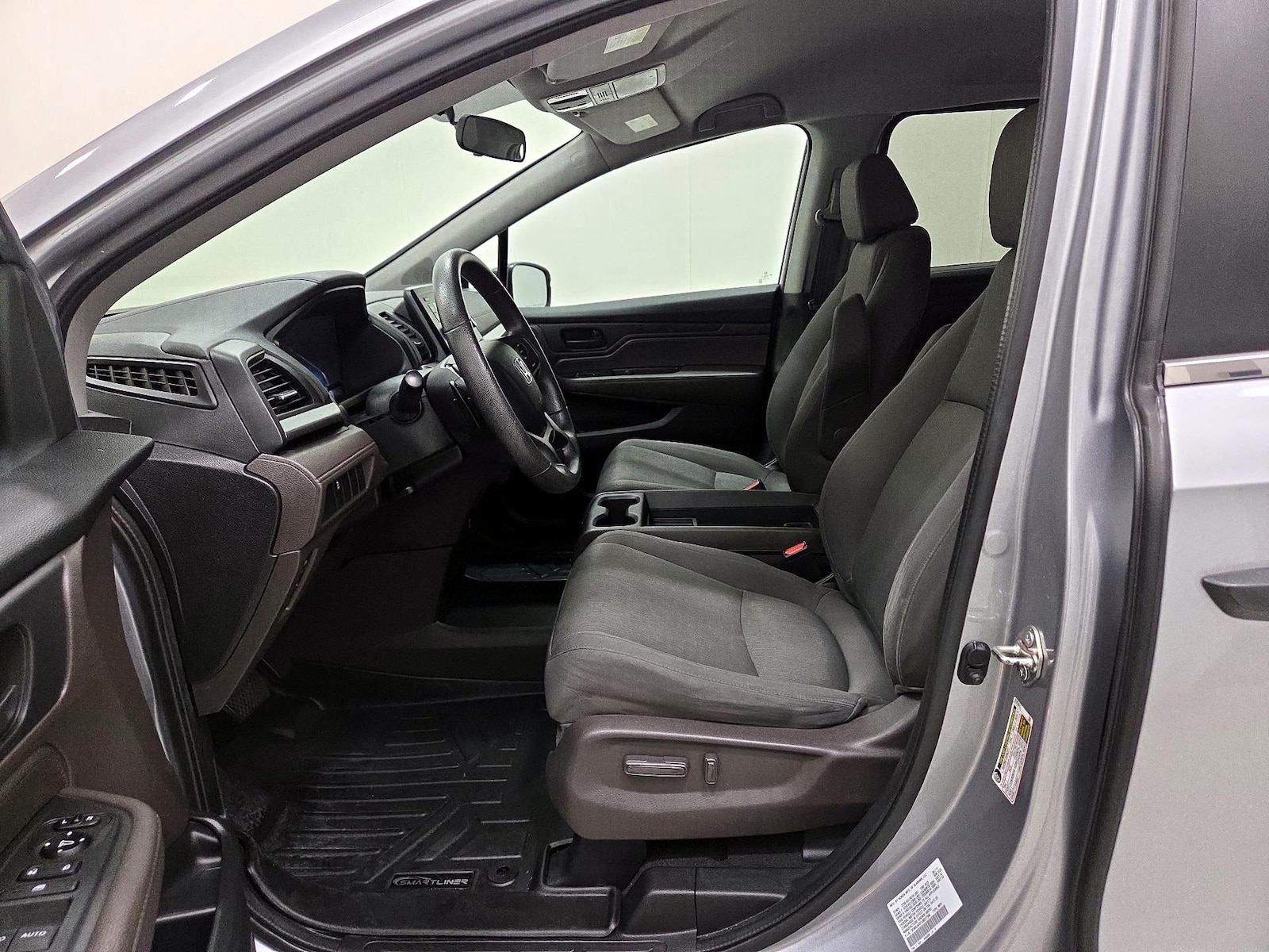 Power Seat(s) & Side Airbags