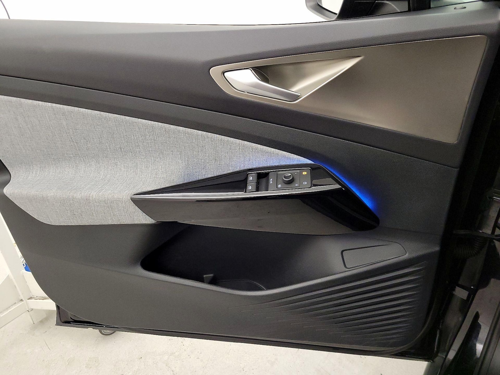 2023 Volkswagen ID.4 PRO - Photo 13