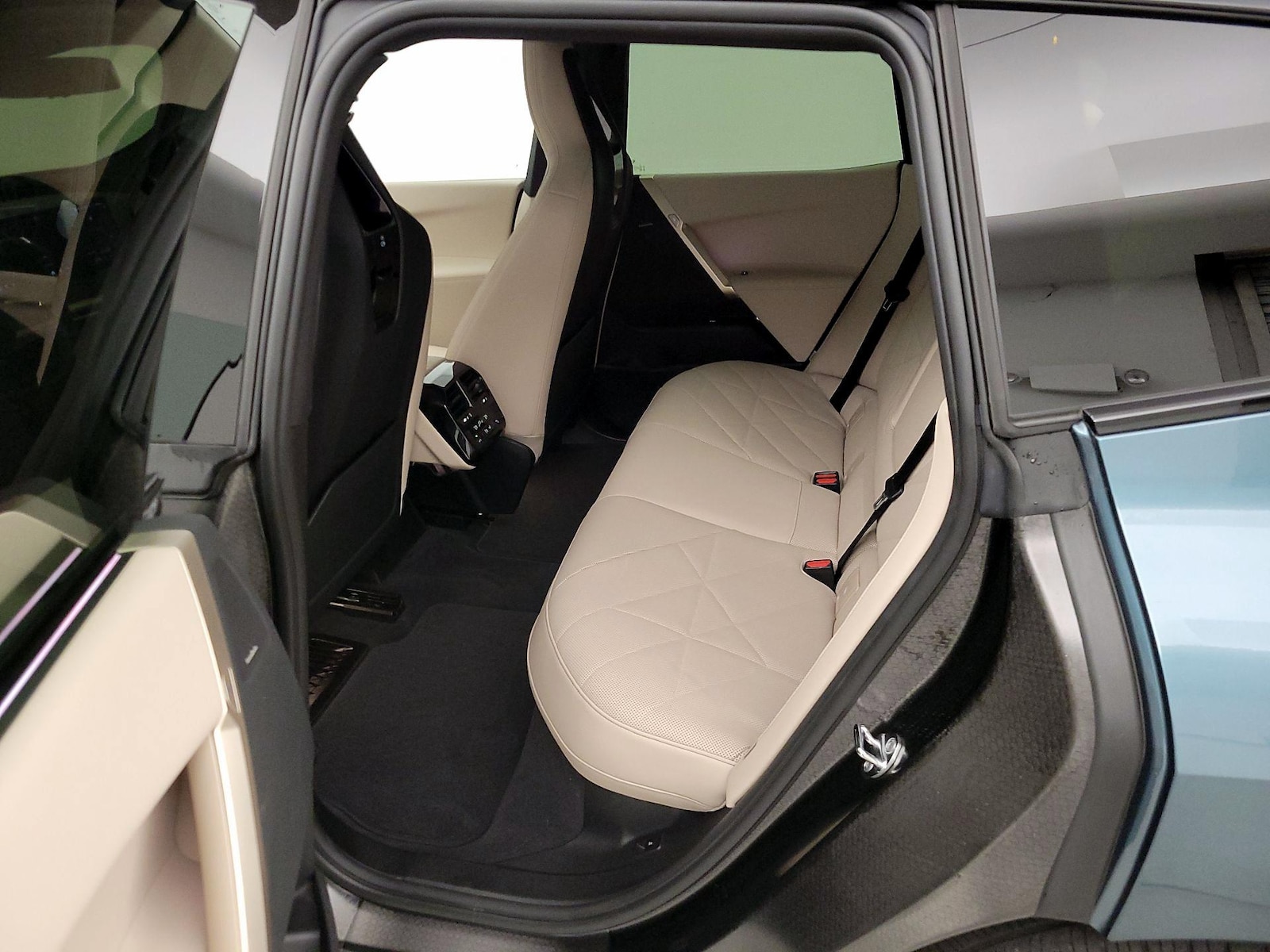 Rear Air Conditioning