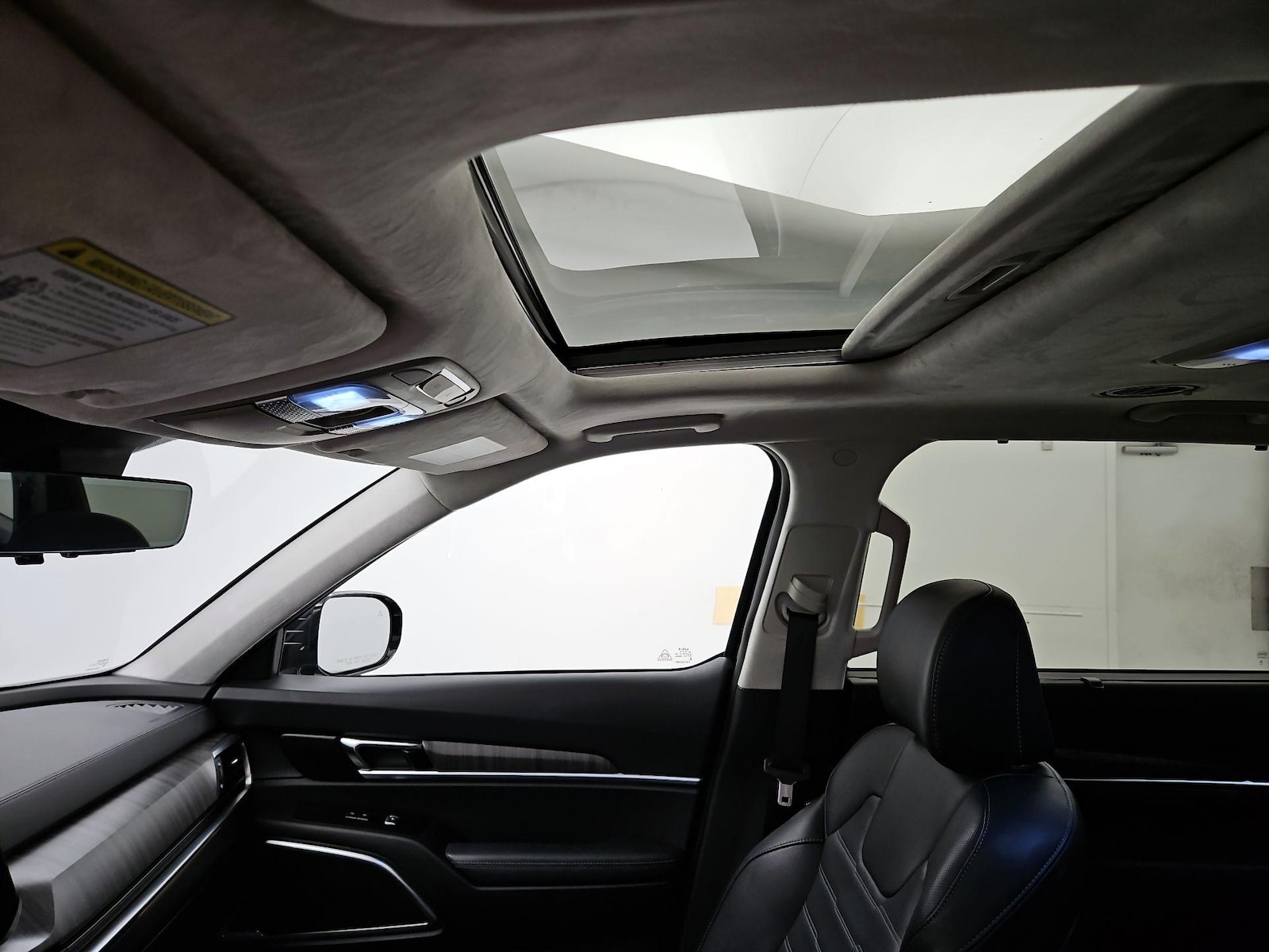 Sunroof(s) & Skylight(s)