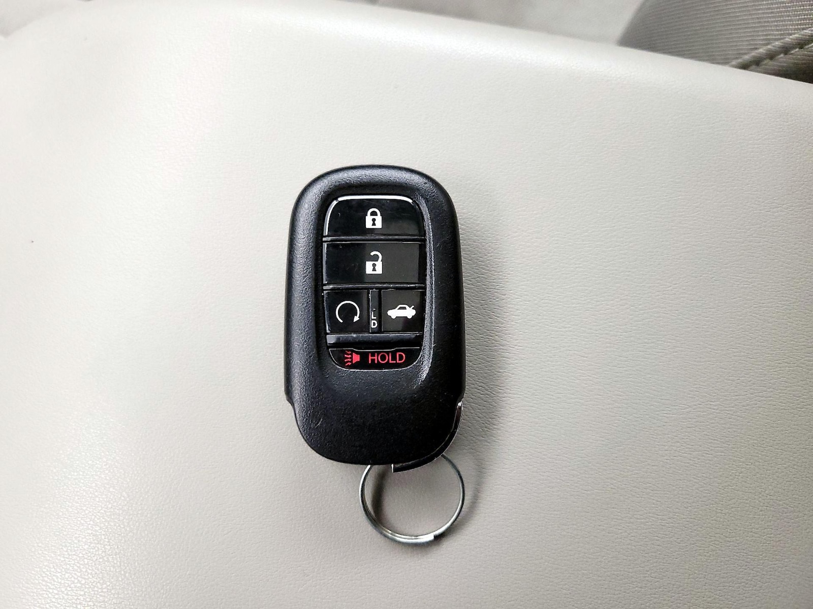 2025 Honda Accord SE - Photo 23
