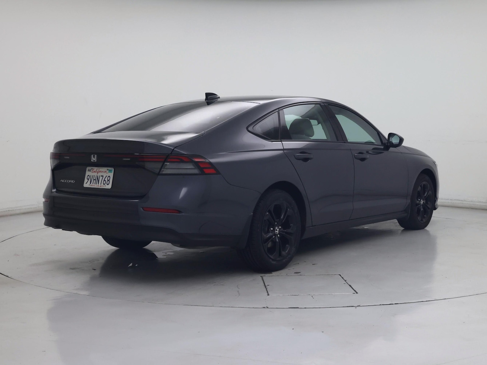 2025 Honda Accord SE - Photo 9