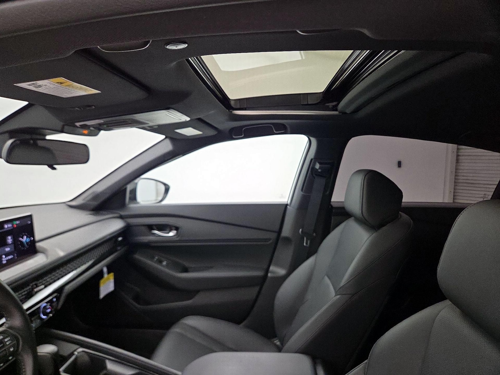 Sunroof(s) & Overhead Airbags