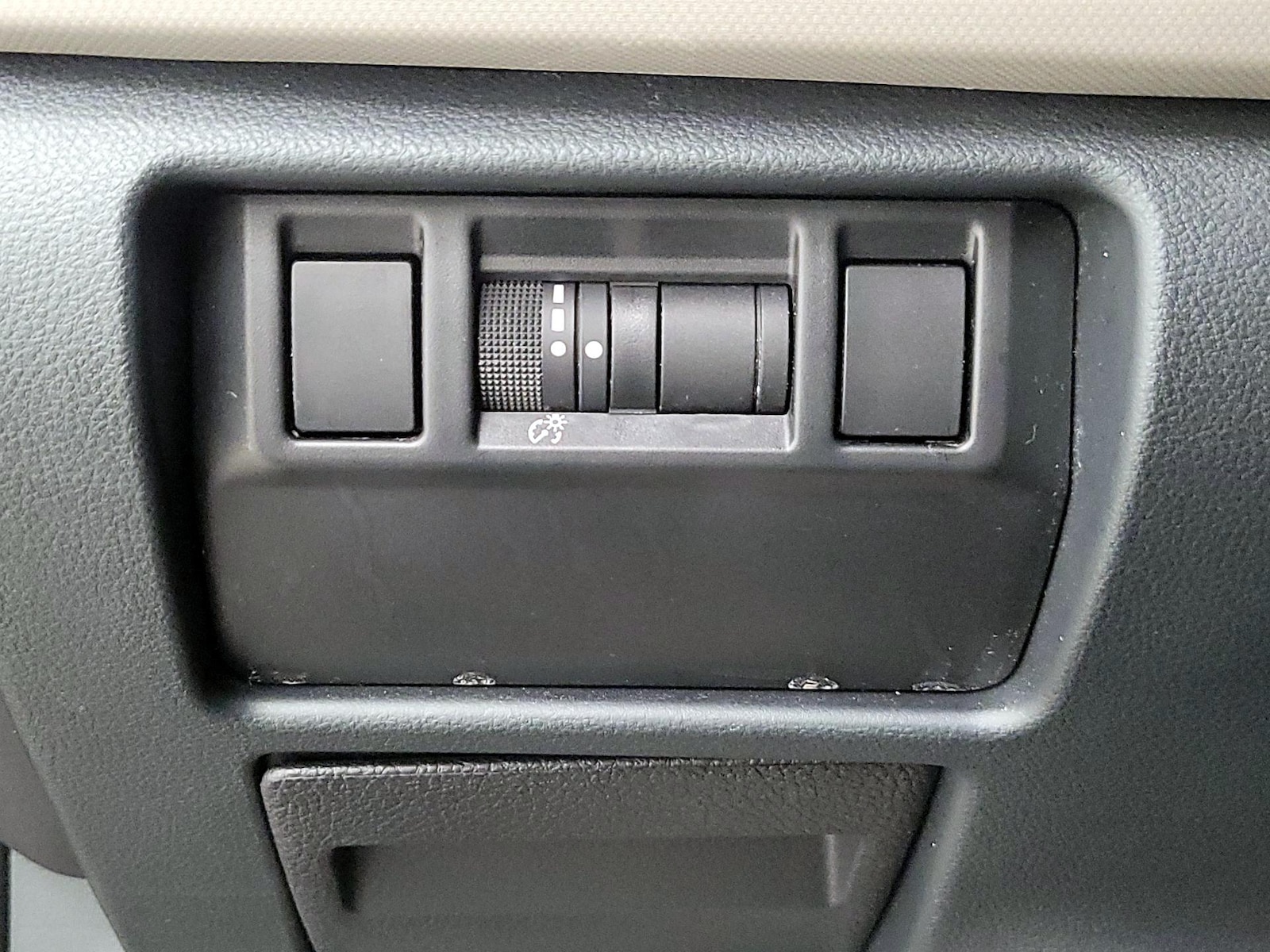 2026 Subaru Forester Base - Photo 14