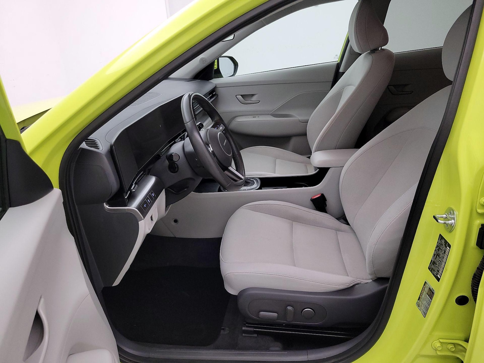 Power Seat(s) & Side Airbags