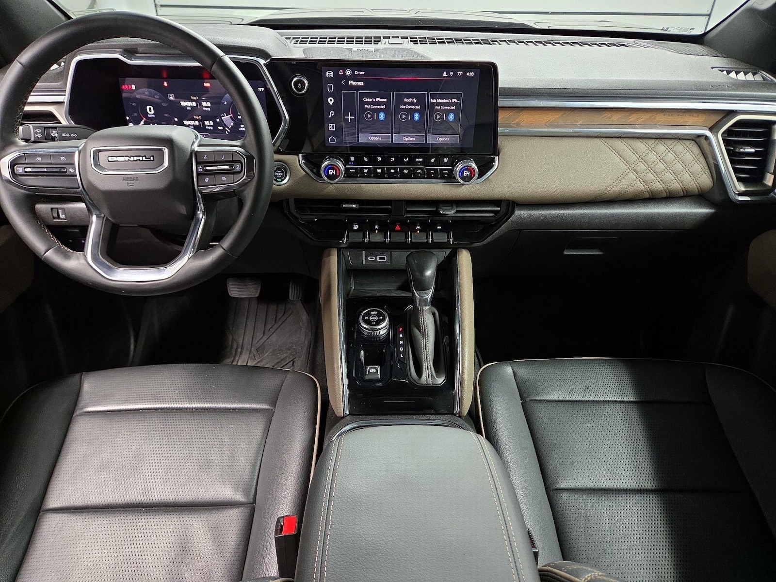 Apple CarPlay® & Android Auto™