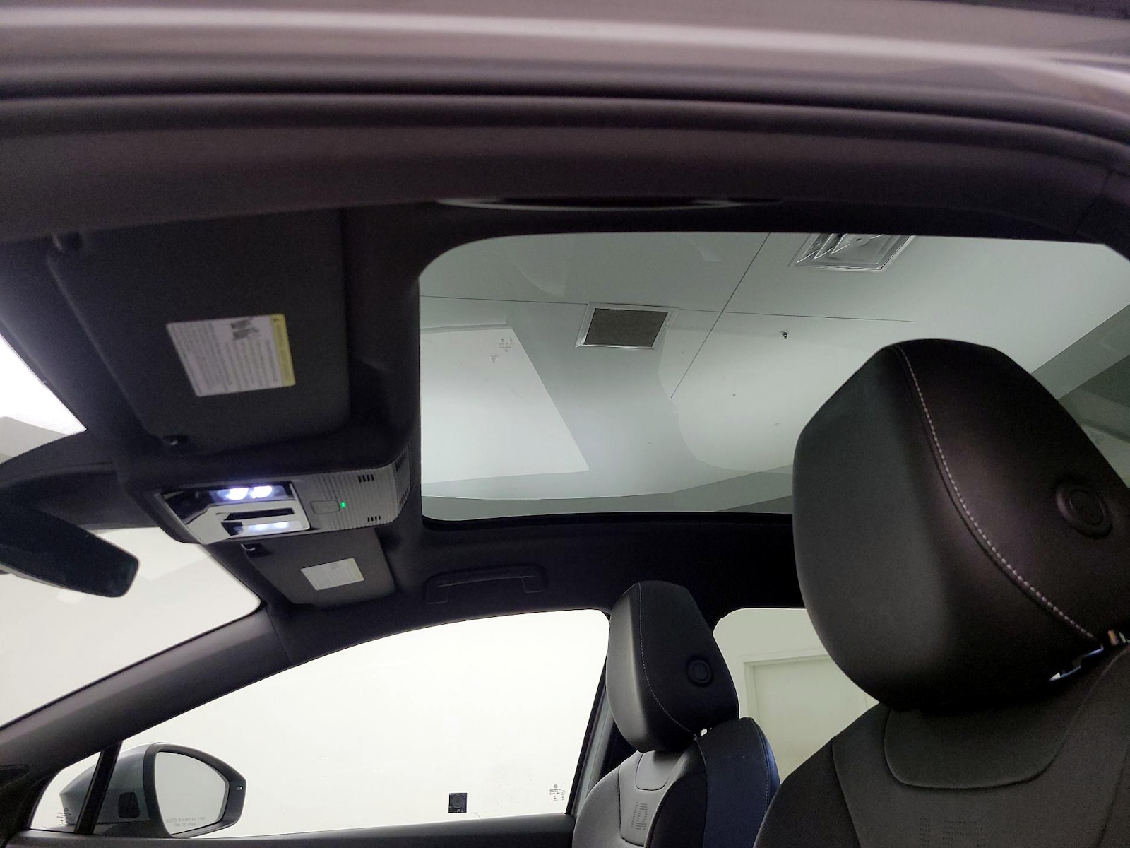 Skylight(s) & Overhead Airbags