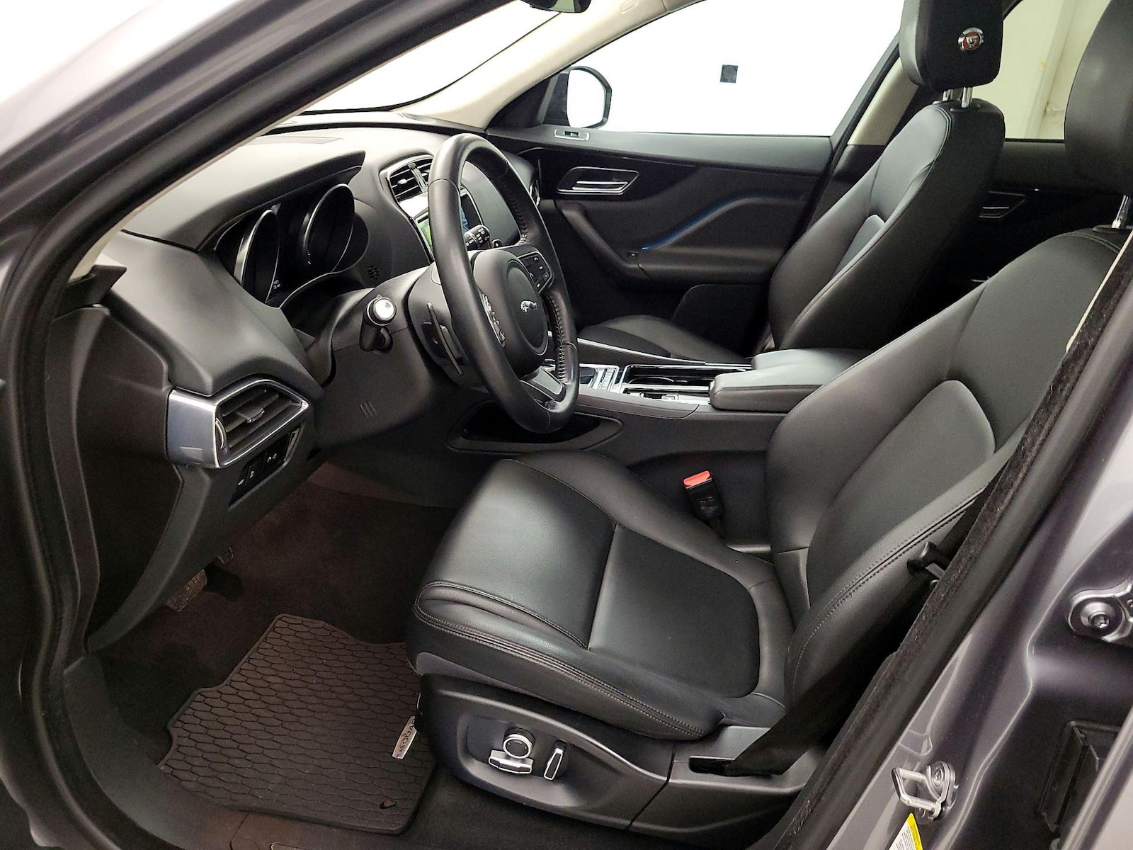 Power Seat(s) & Side Airbags